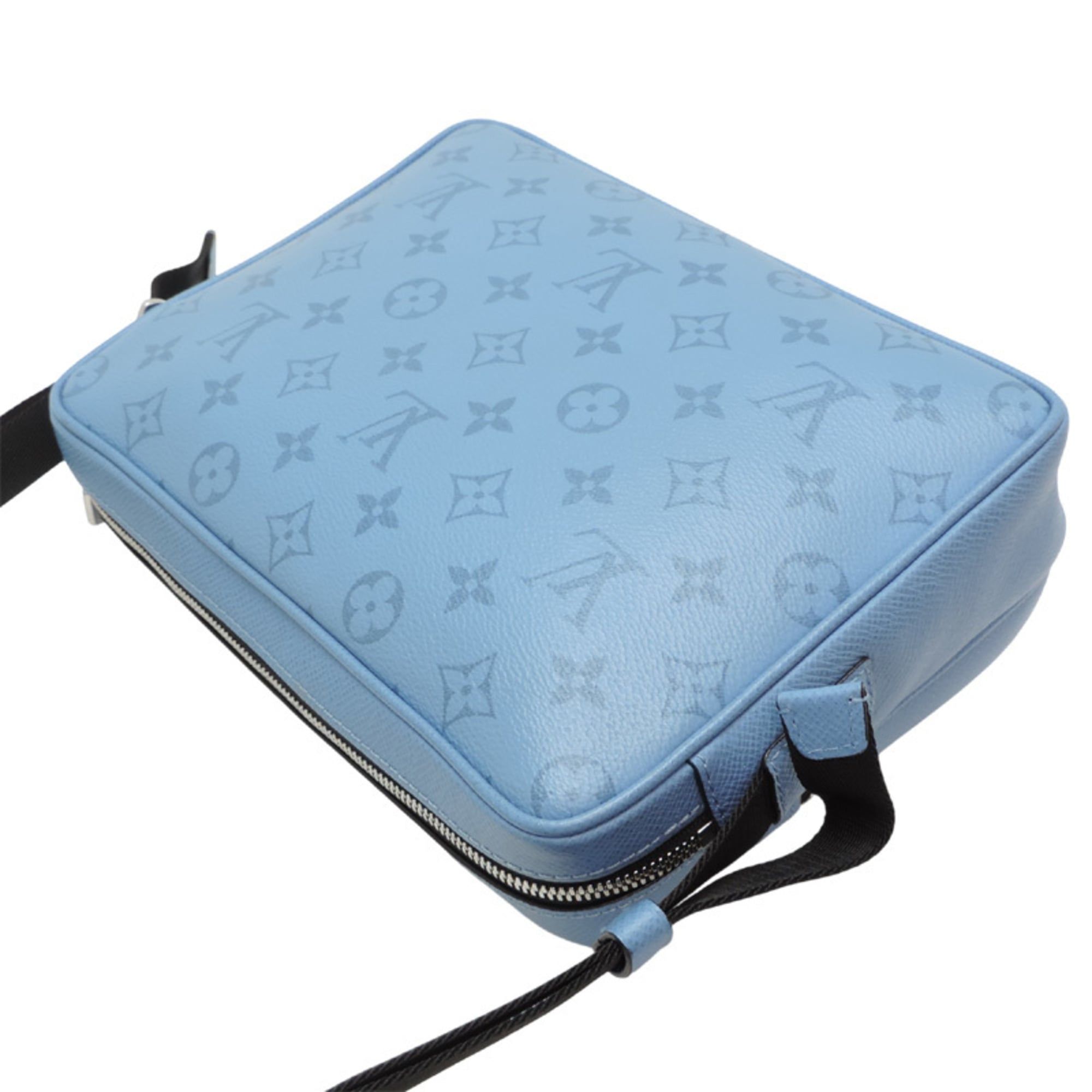 Taigarama Shoulder Bag (Pre-Owned) - Louis Vuitton - Modalova