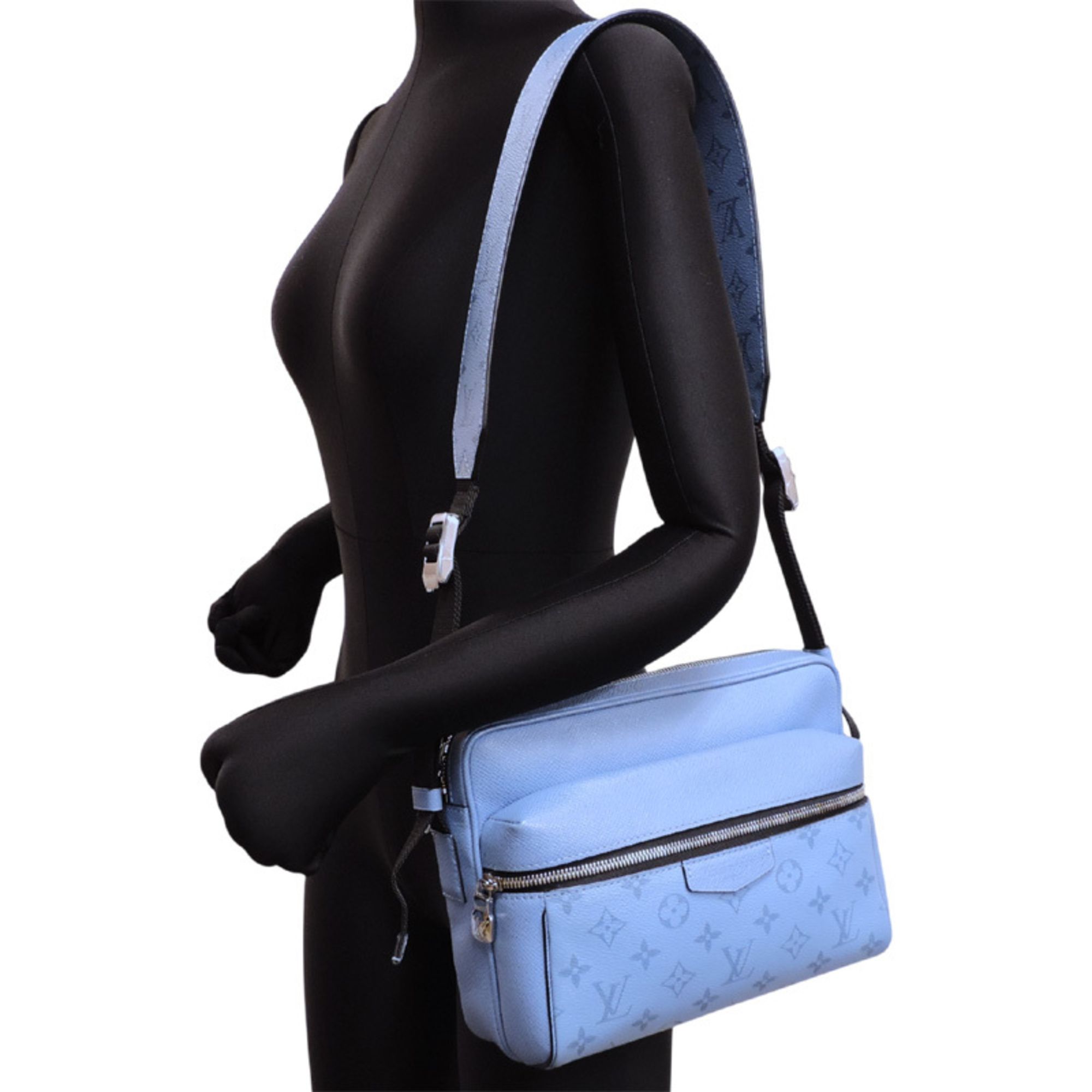 Taigarama Shoulder Bag (Pre-Owned) - Louis Vuitton - Modalova