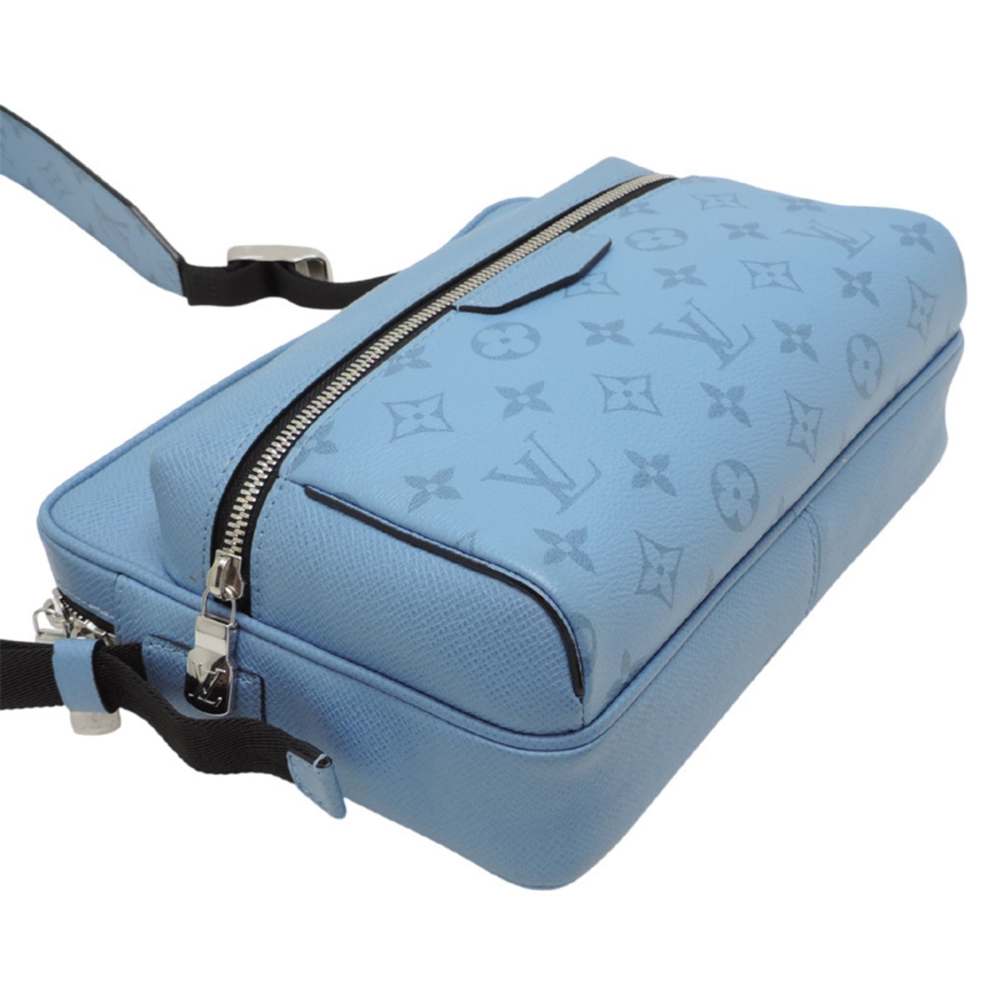 Taigarama Shoulder Bag (Pre-Owned) - Louis Vuitton - Modalova