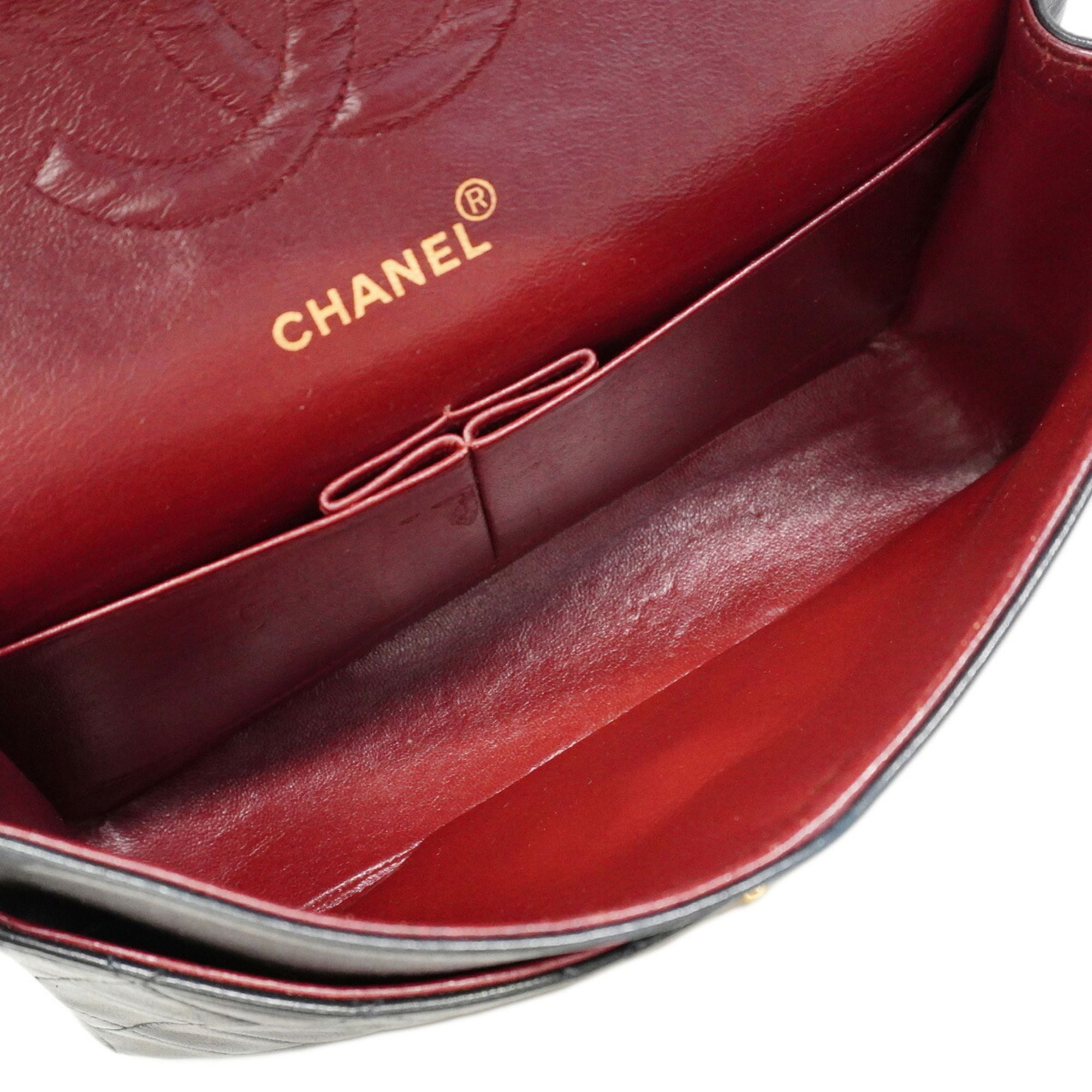 Leather Shoulder Bag (Pre-Owned) - Chanel - Modalova