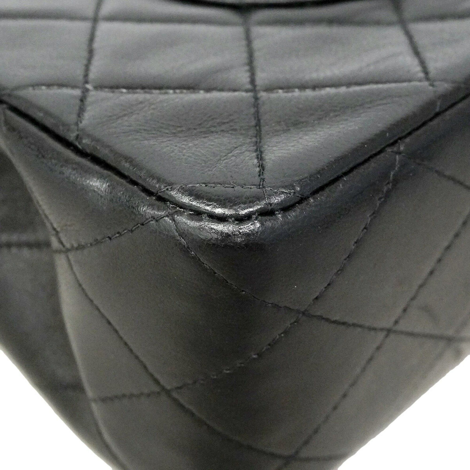 Leather Shoulder Bag (Pre-Owned) - Chanel - Modalova