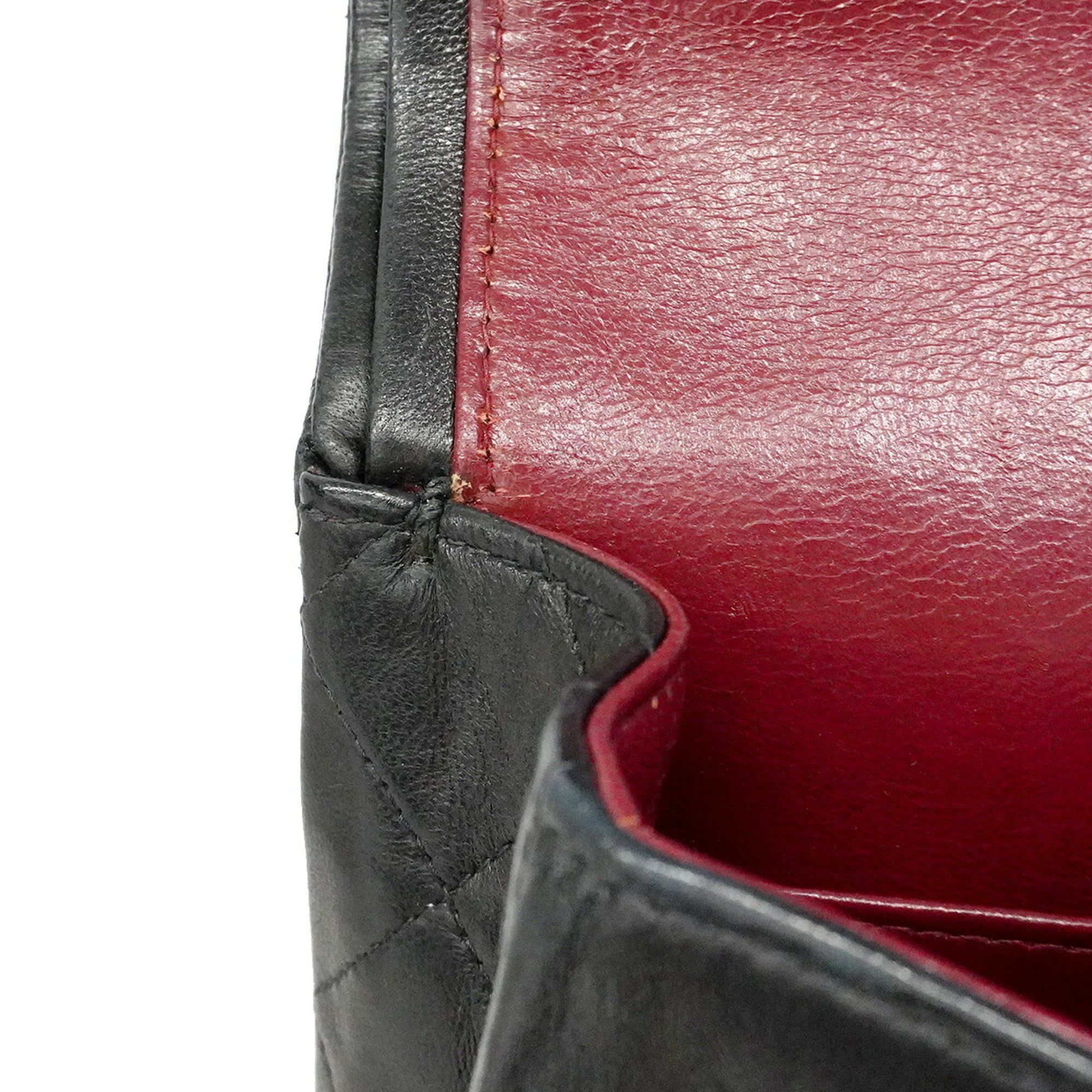Leather Shoulder Bag (Pre-Owned) - Chanel - Modalova