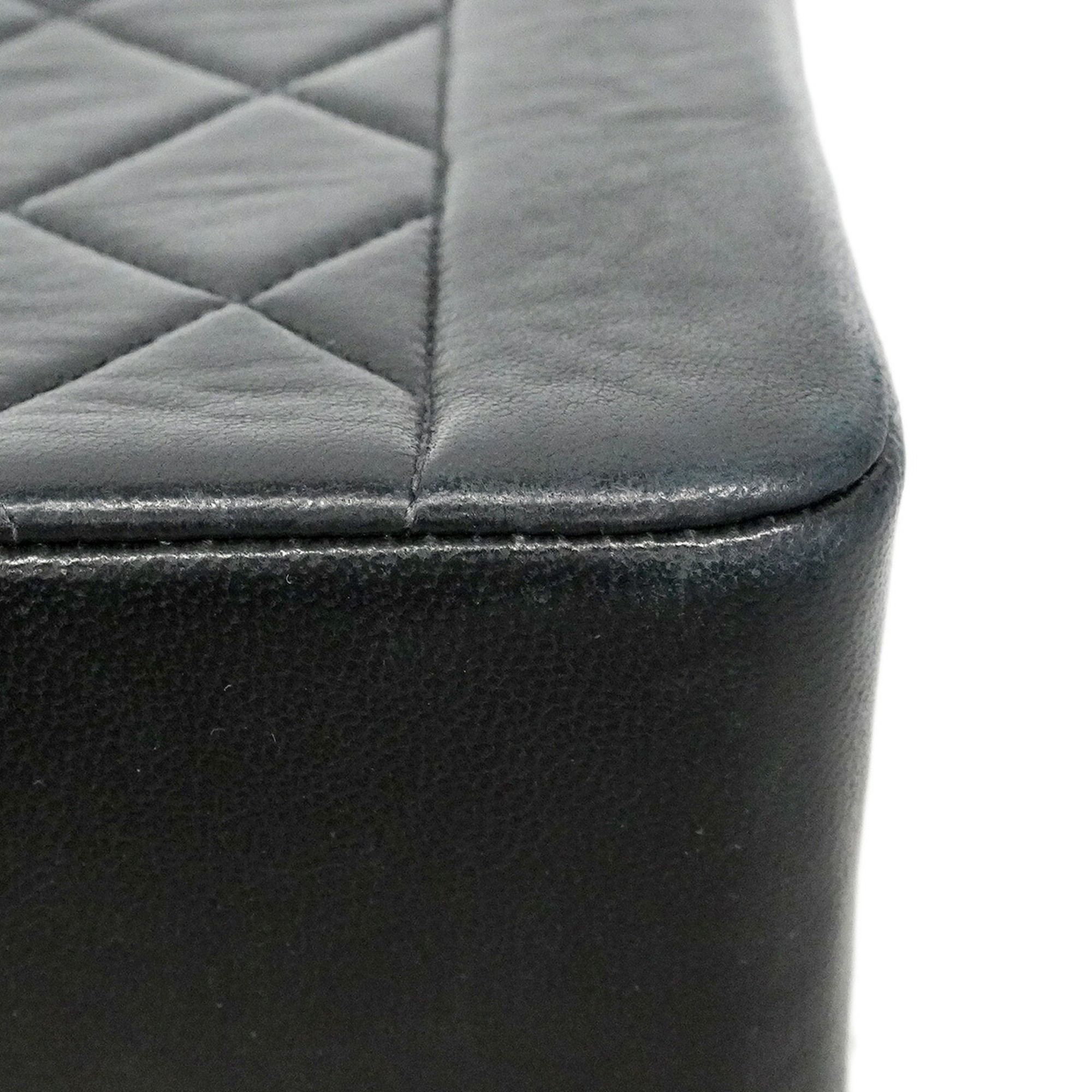Leather Shoulder Bag (Pre-Owned) - Chanel - Modalova