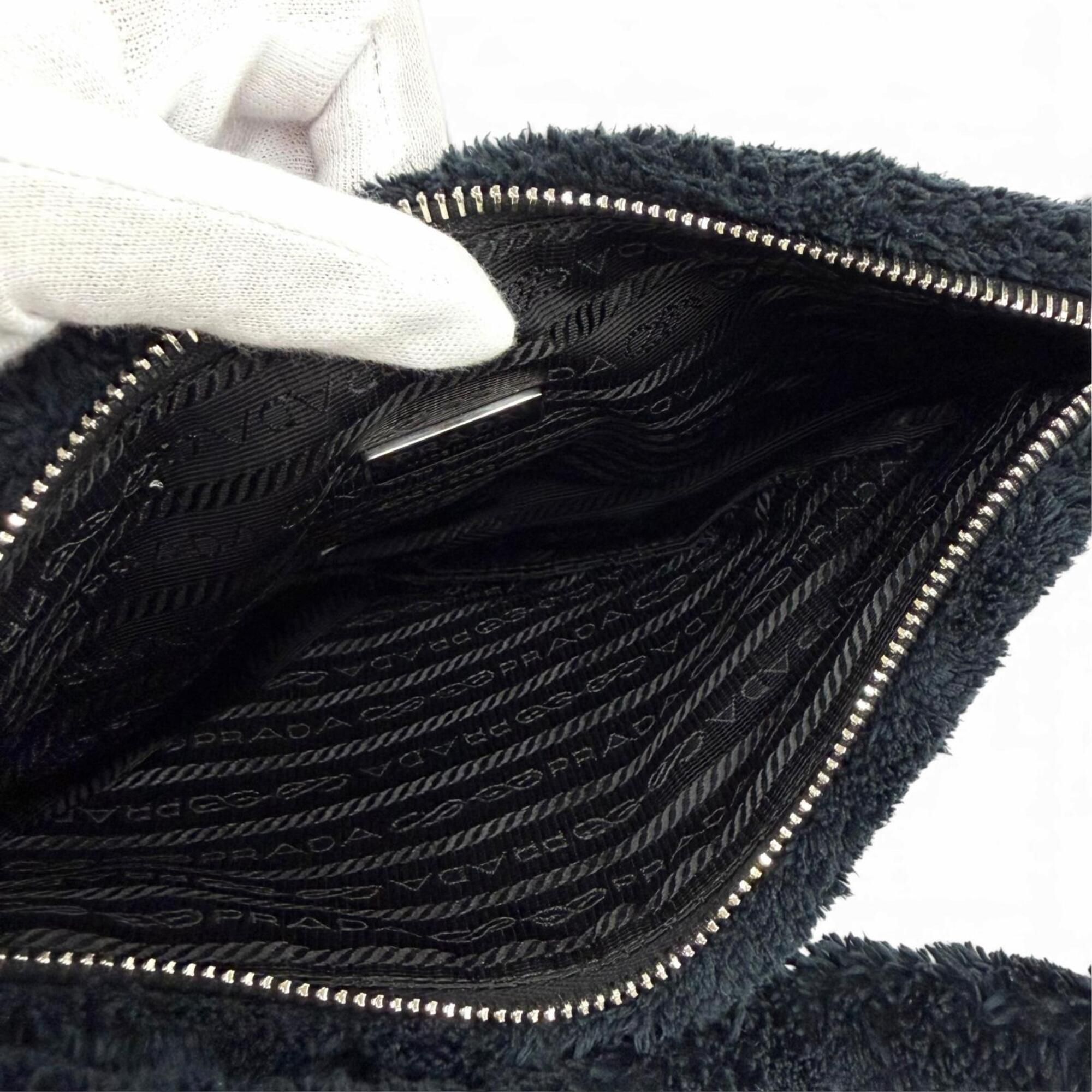Prada Navy Handbag (Pre-Owned) - Prada - Modalova