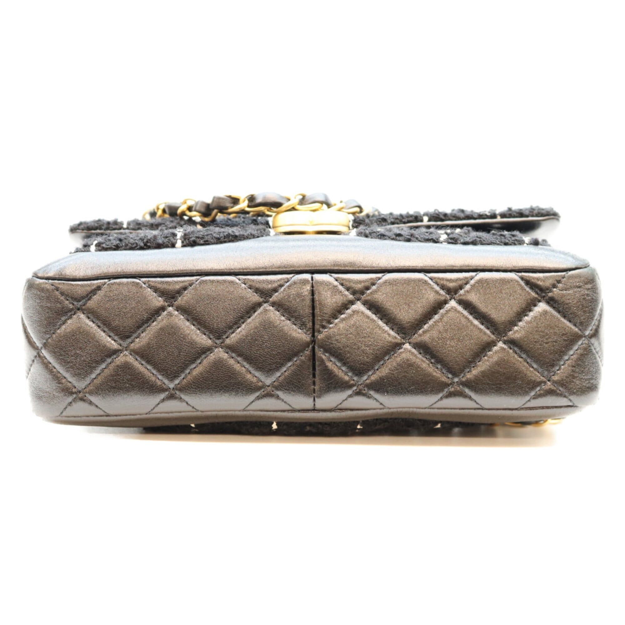 Tweed Shoulder Bag (Pre-Owned) - Chanel - Modalova