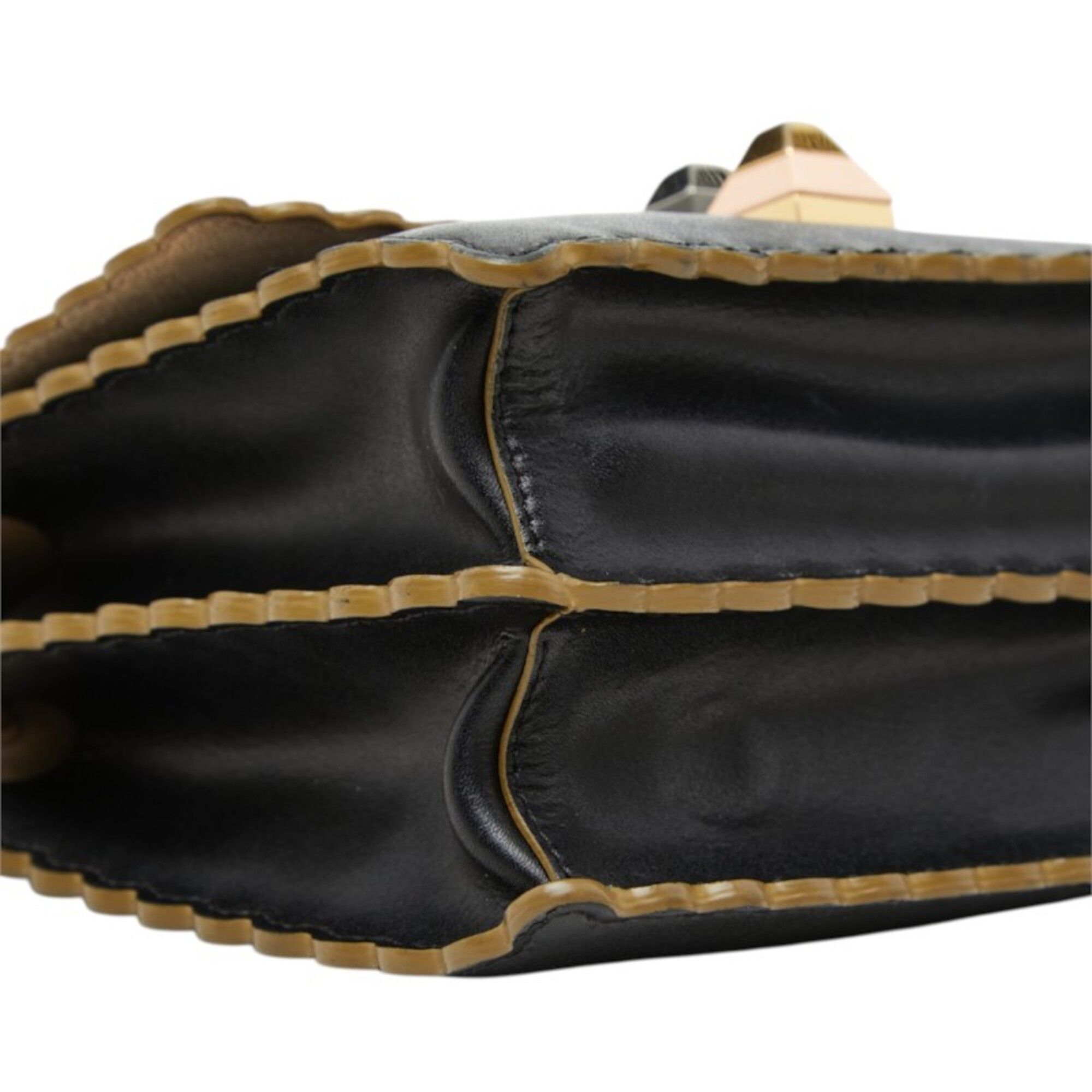 Leather Shoulder Bag (Pre-Owned) - Fendi - Modalova