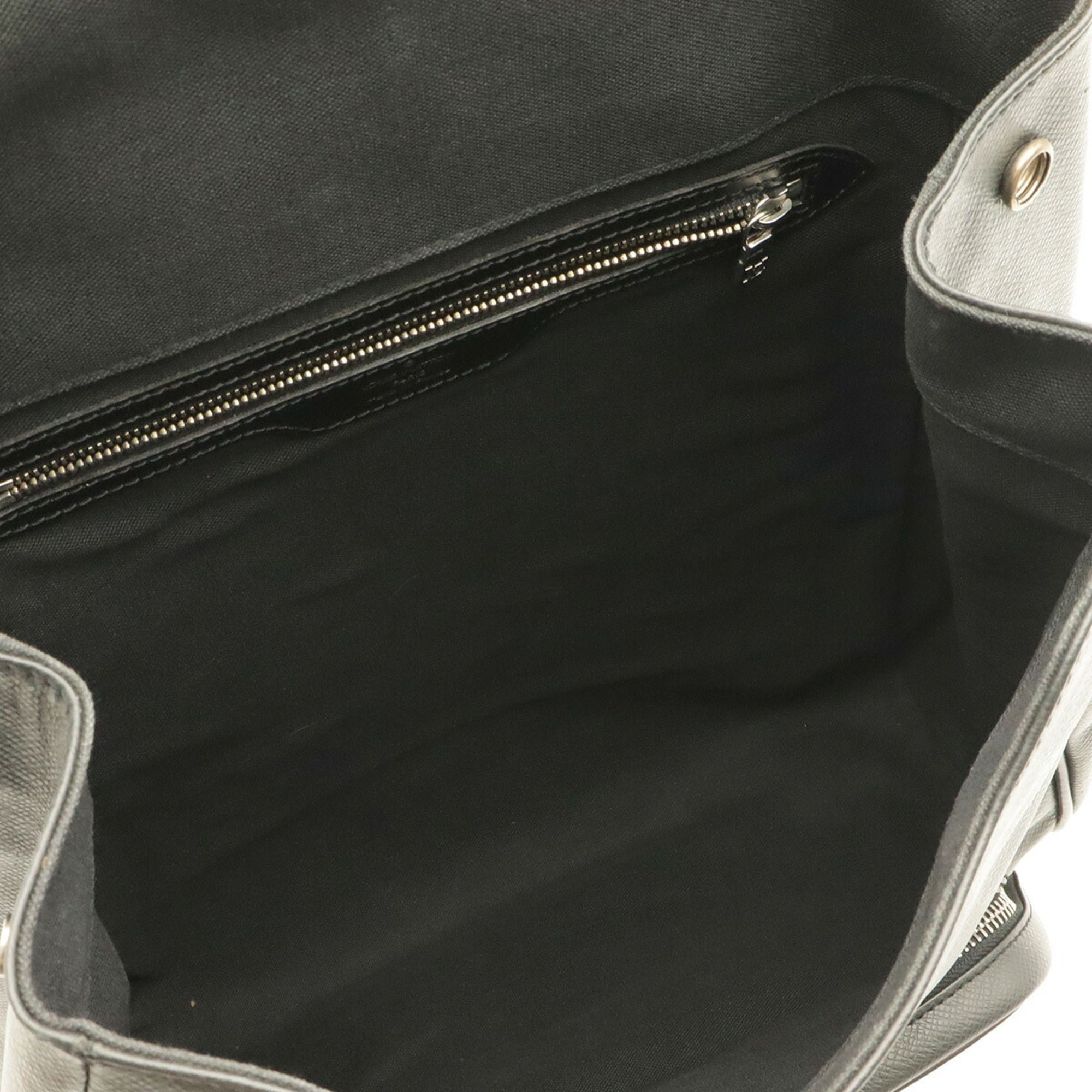 Taiga Taiga Leather Backpack (Pre-Owned) - Louis Vuitton - Modalova
