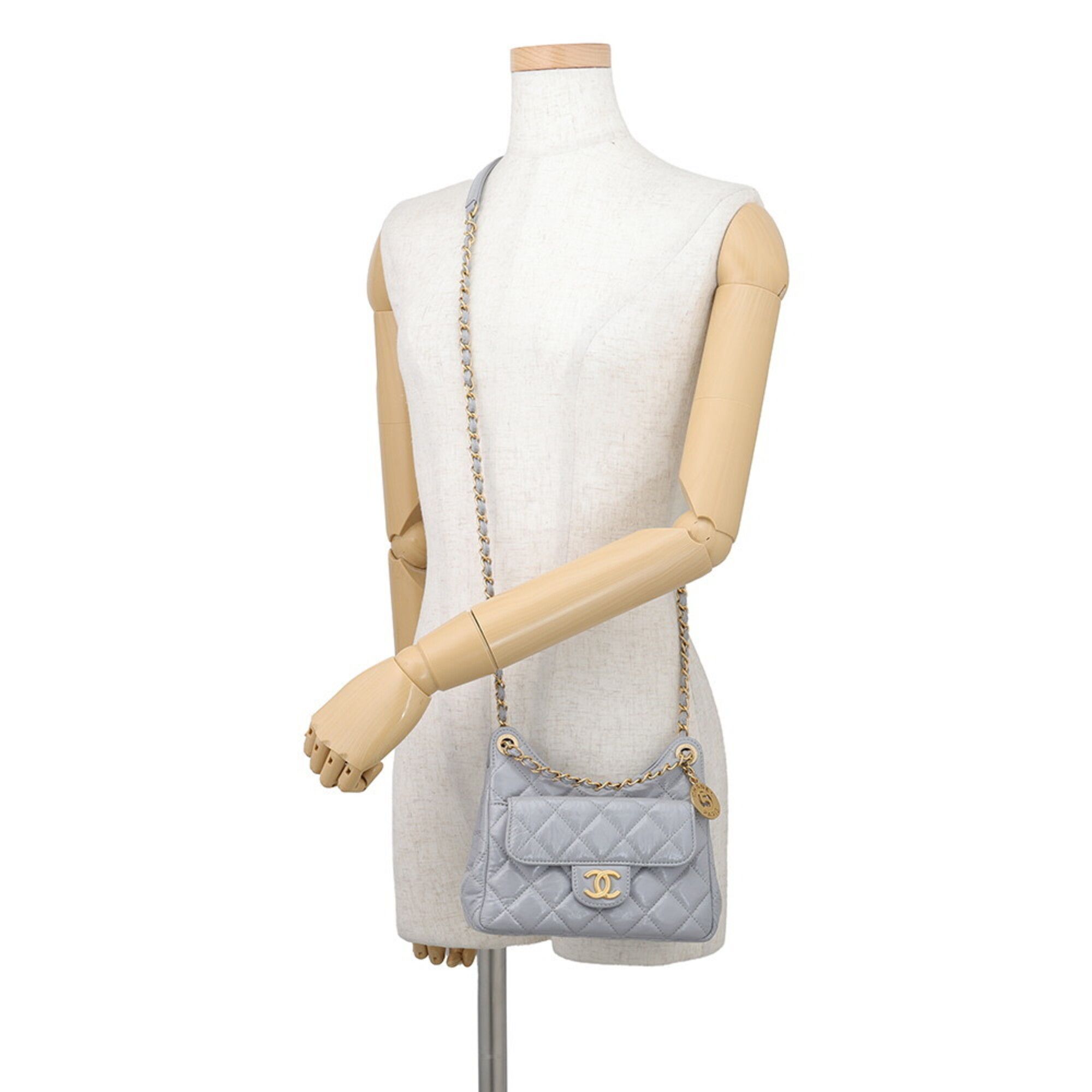 Matelasse Leather Handbag Shoulder Bag (Pre-Owned) - Chanel - Modalova