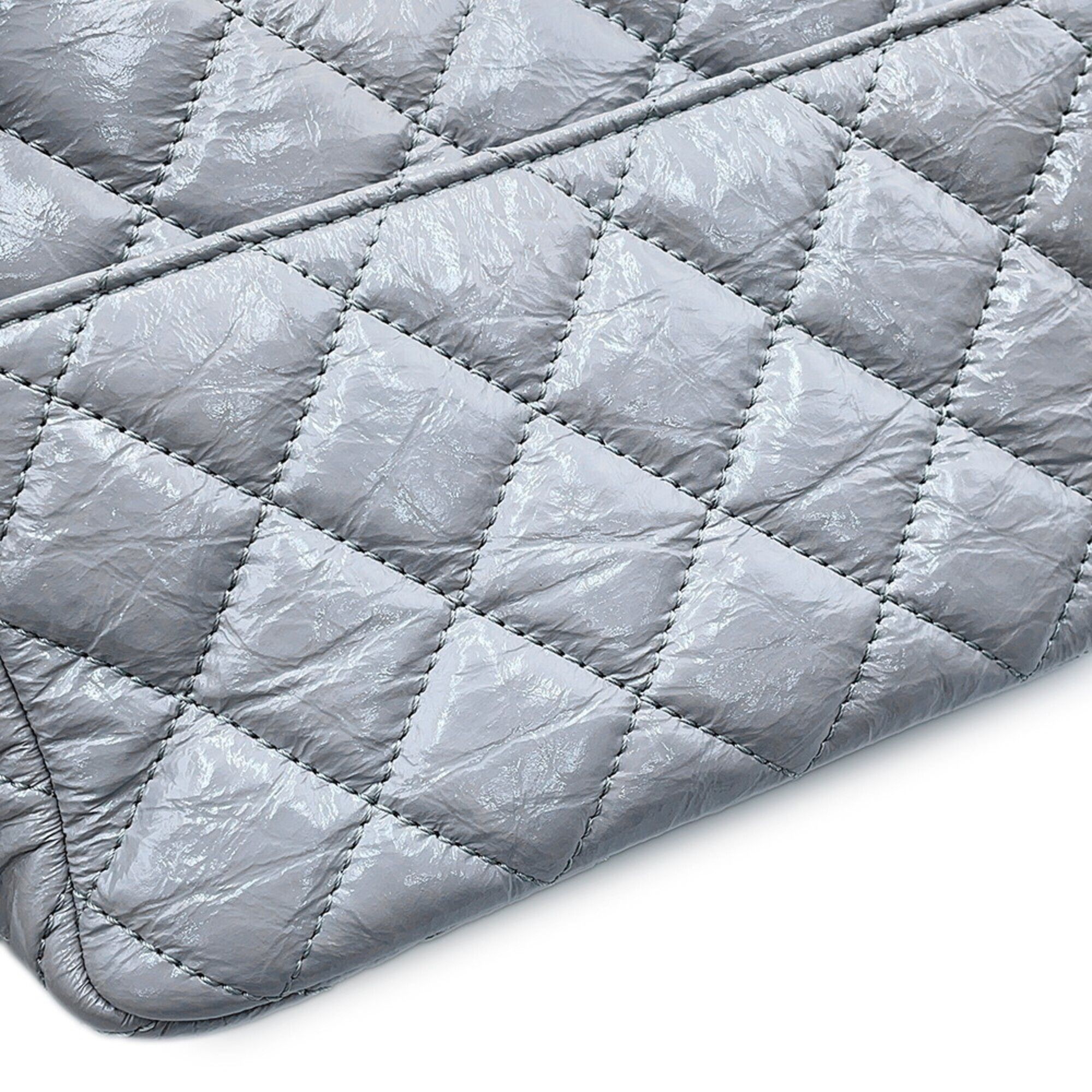 Matelasse Leather Handbag Shoulder Bag (Pre-Owned) - Chanel - Modalova