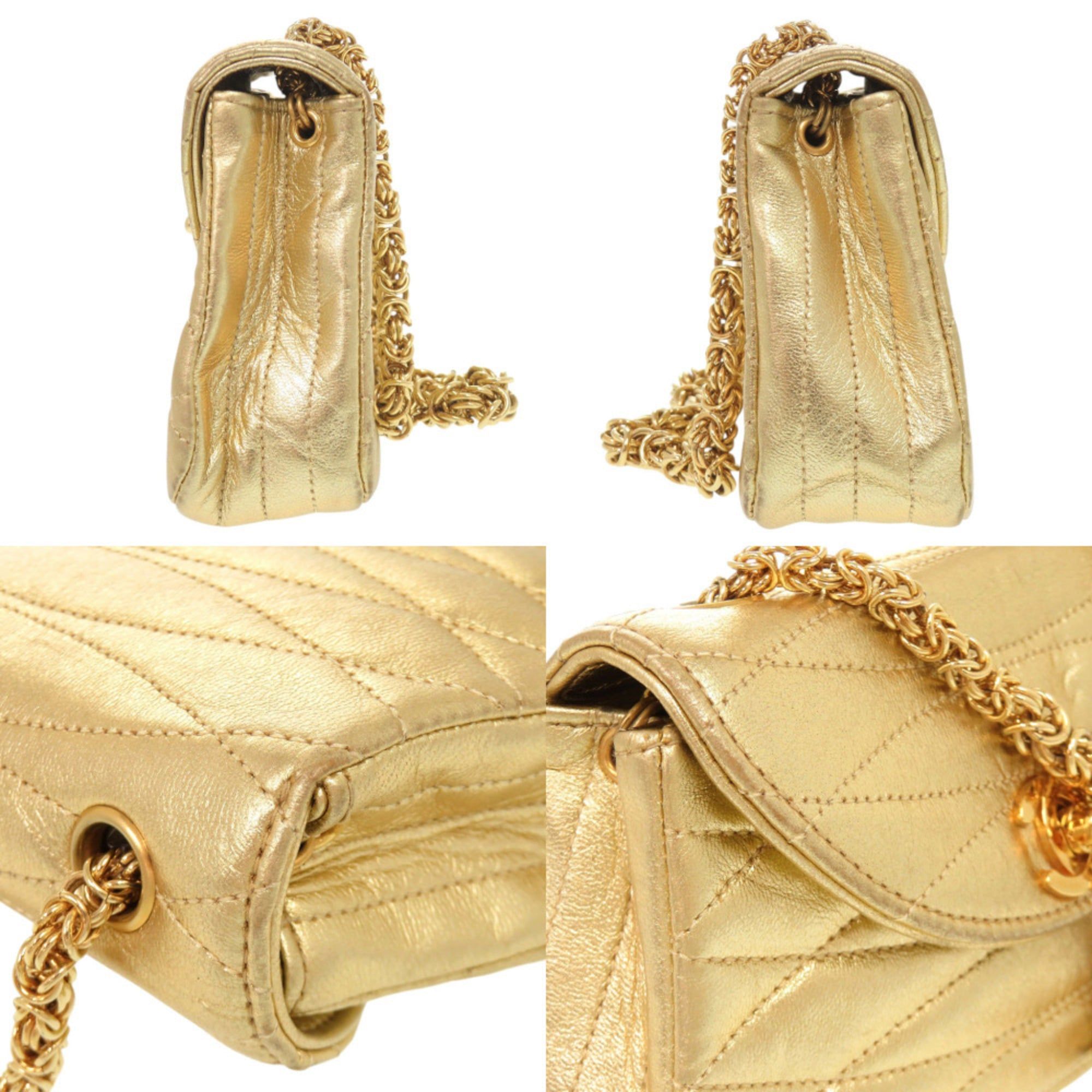 Leather Shoulder Bag (Pre-Owned) - Chanel - Modalova