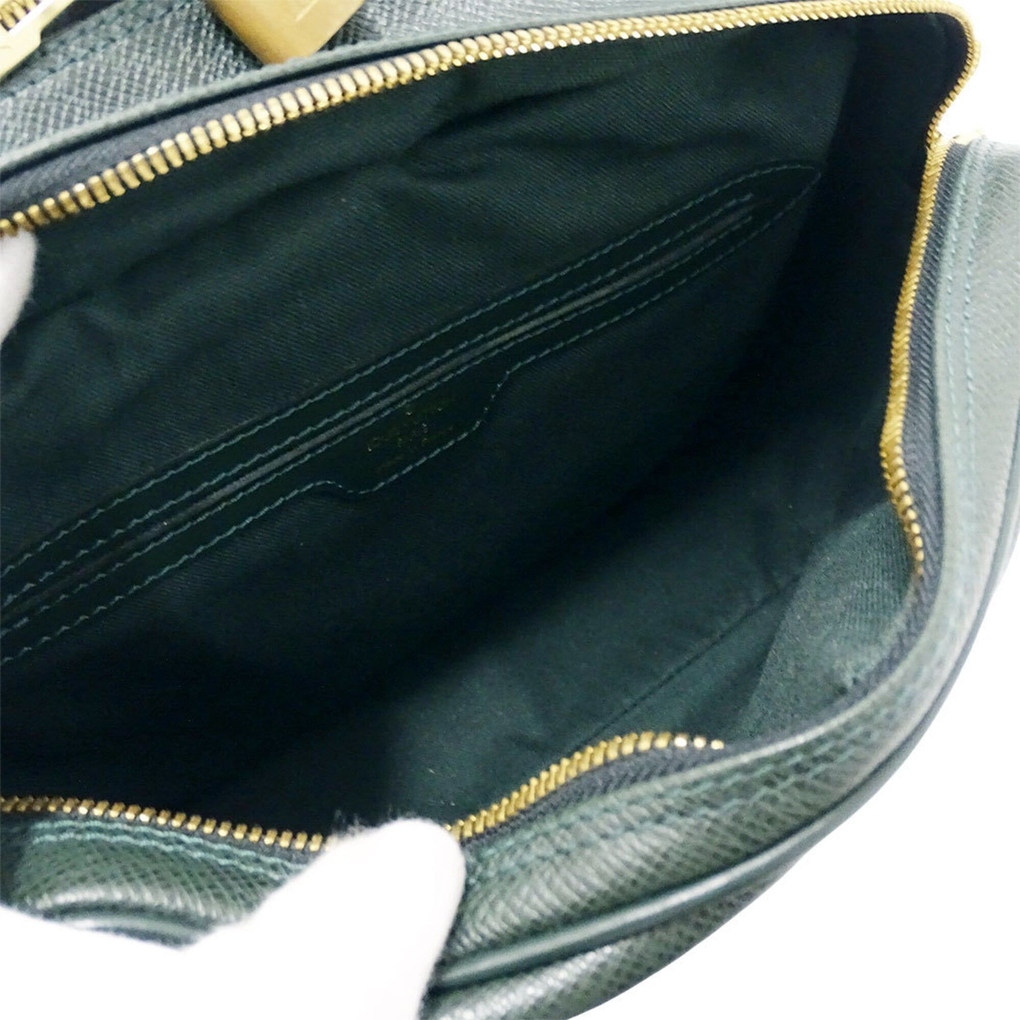 Taiga Taiga Leather Shoulder Bag (Pre-Owned) - Louis Vuitton - Modalova