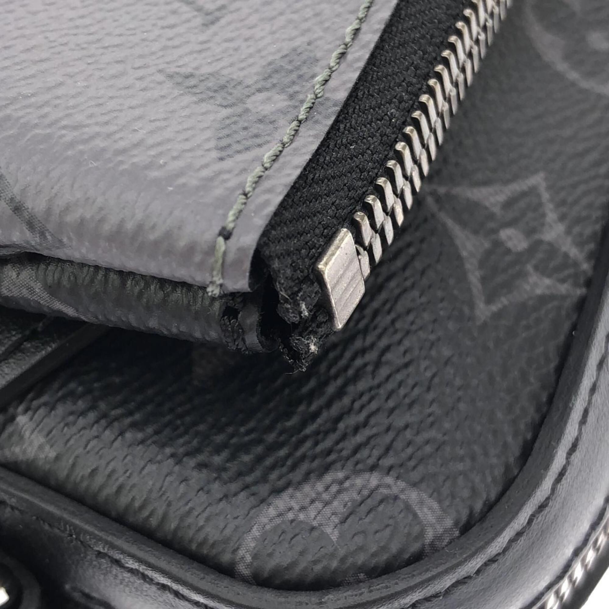 Coated Canvas Pouch Shoulder Bag (Pre-Owned) - Louis Vuitton - Modalova