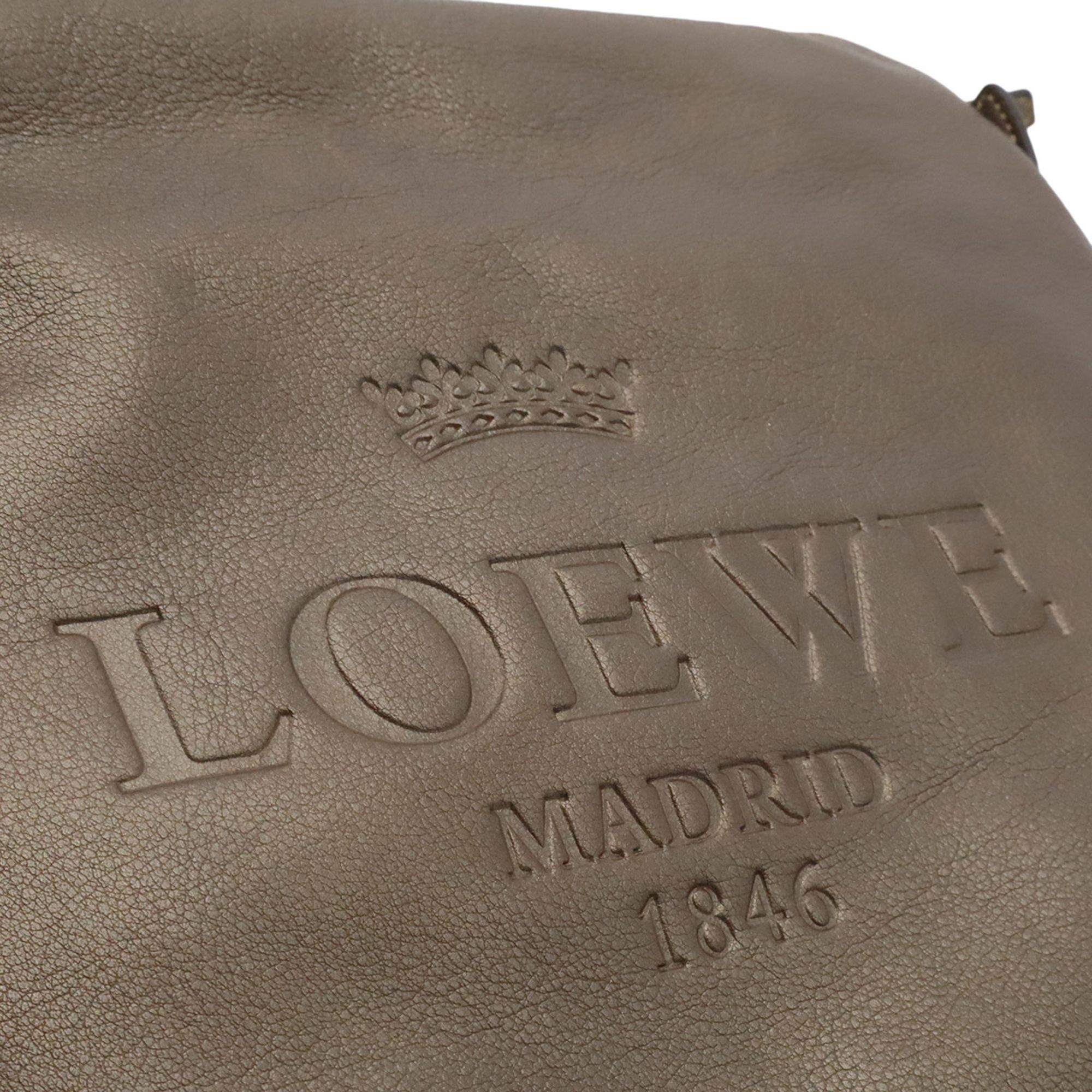 Leather Shoulder Bag (Pre-Owned) - Loewe - Modalova