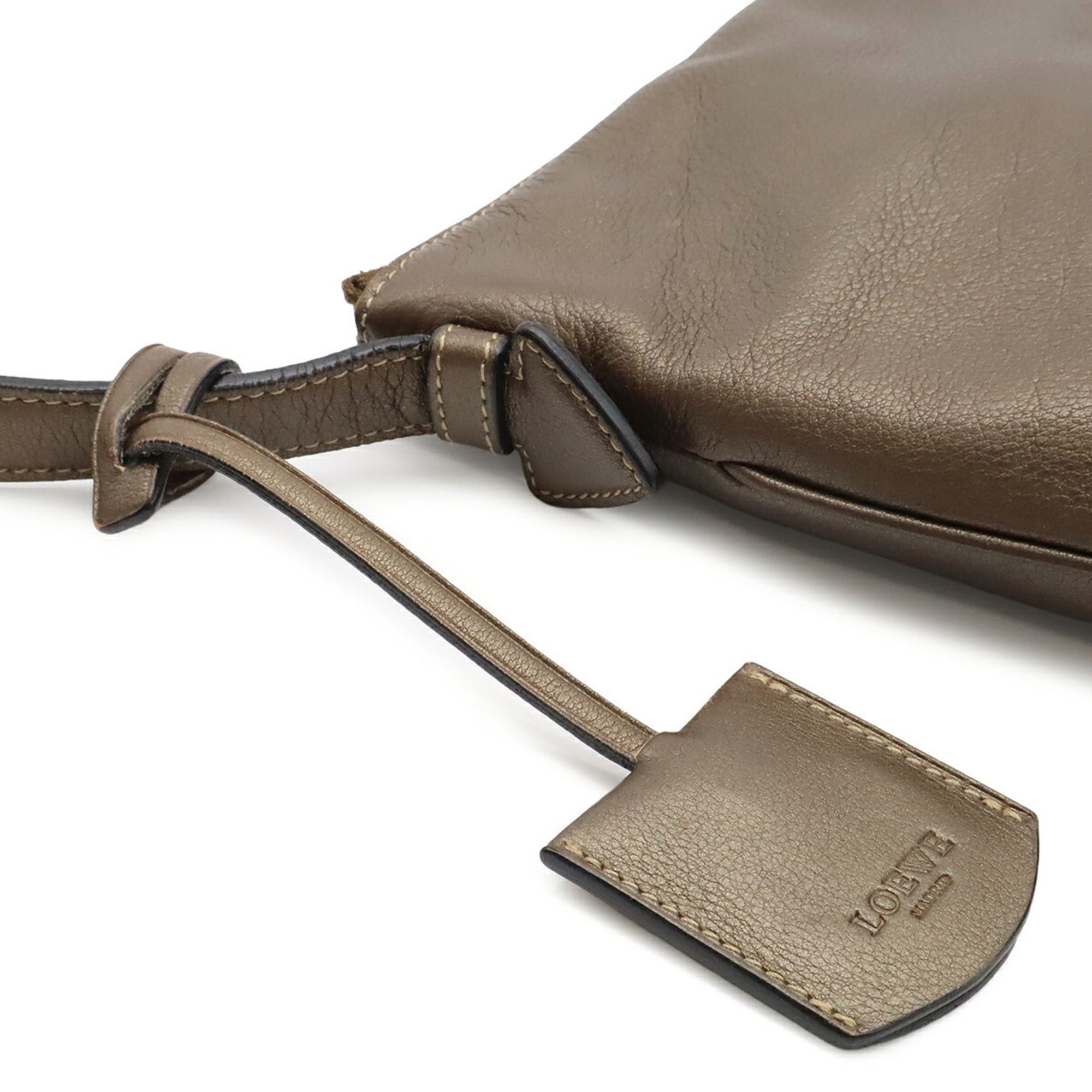 Leather Shoulder Bag (Pre-Owned) - Loewe - Modalova