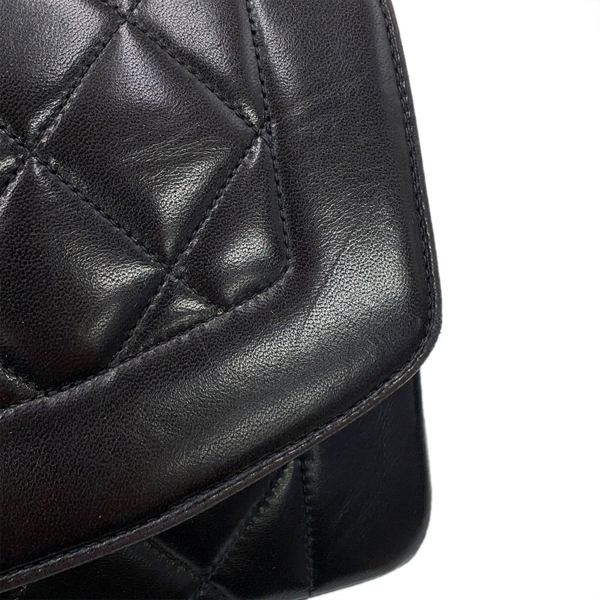 Matelasse Leather Shoulder Bag (Pre-Owned) - Chanel - Modalova