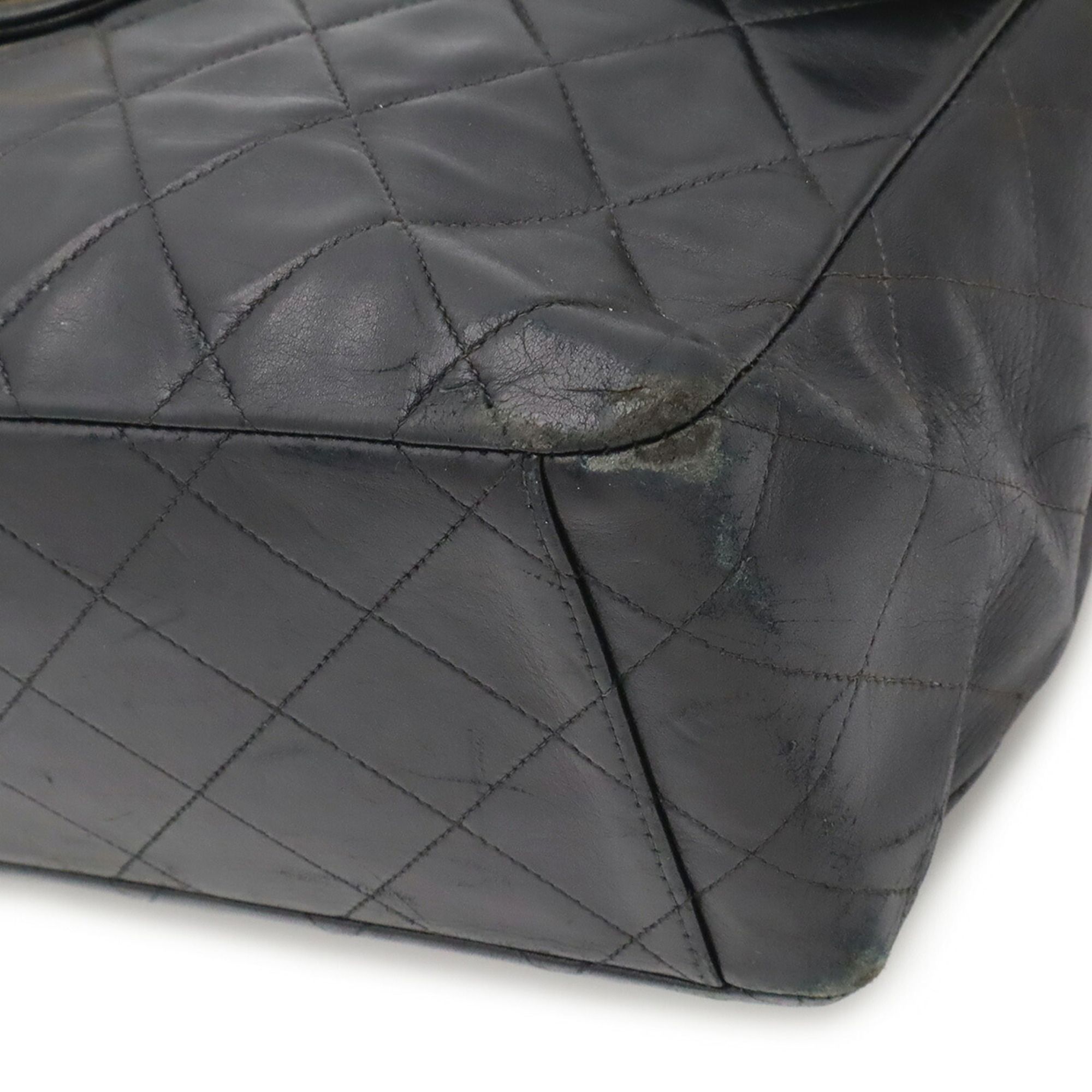Leather Shoulder Bag (Pre-Owned) - Chanel - Modalova