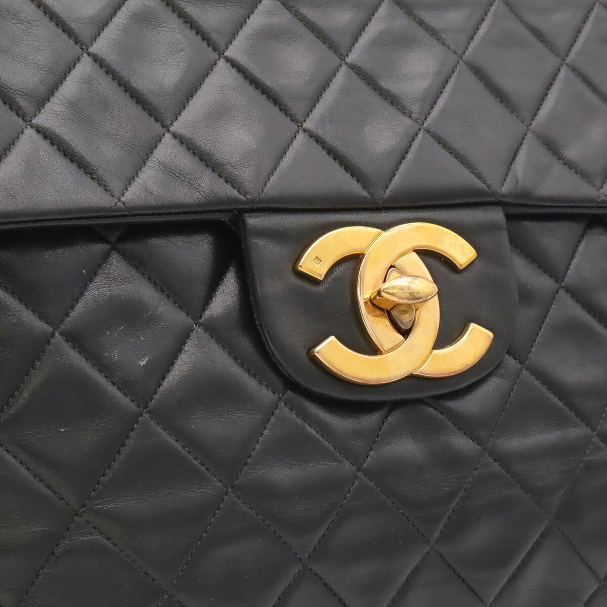 Leather Shoulder Bag (Pre-Owned) - Chanel - Modalova