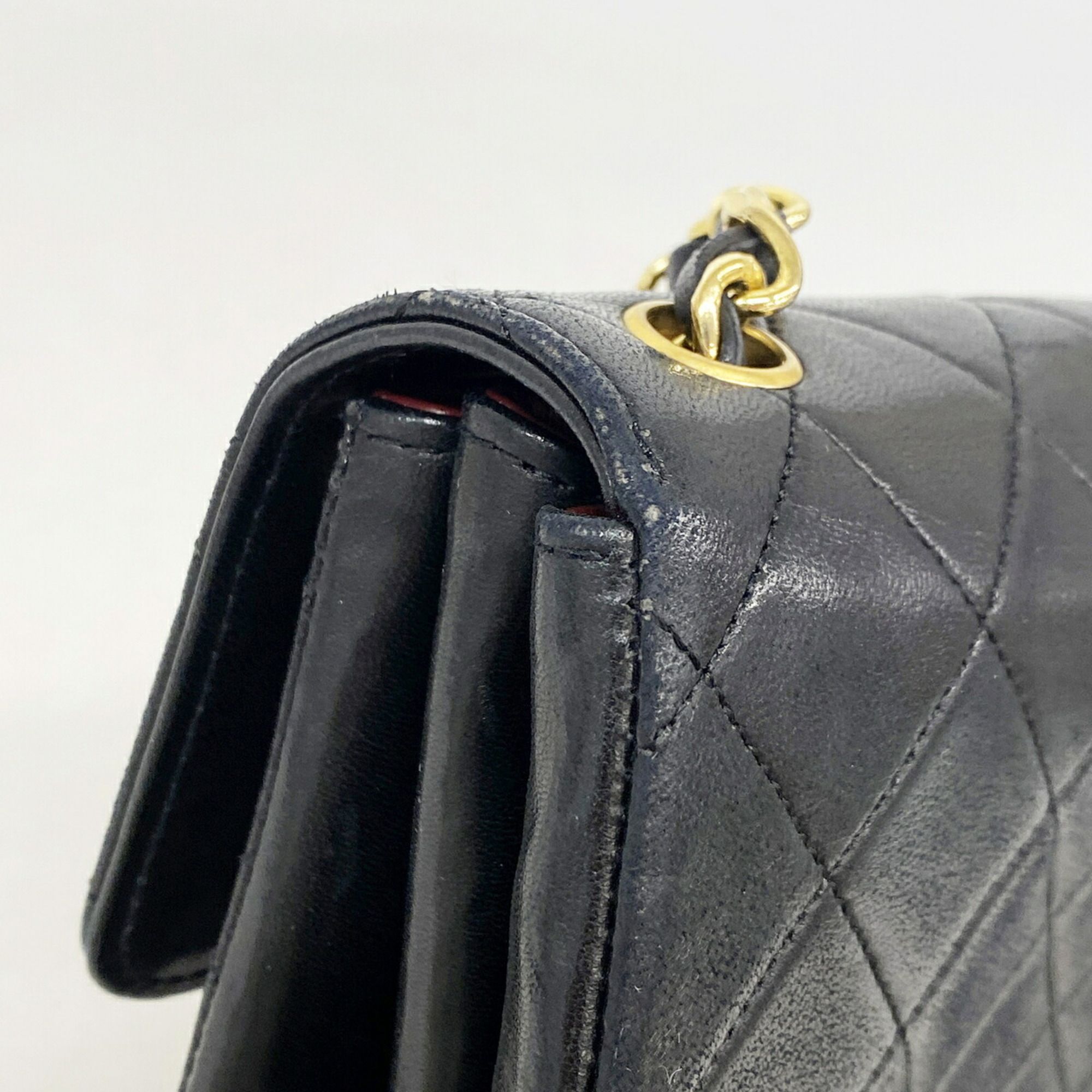 Leather Shoulder Bag (Pre-Owned) - Chanel - Modalova