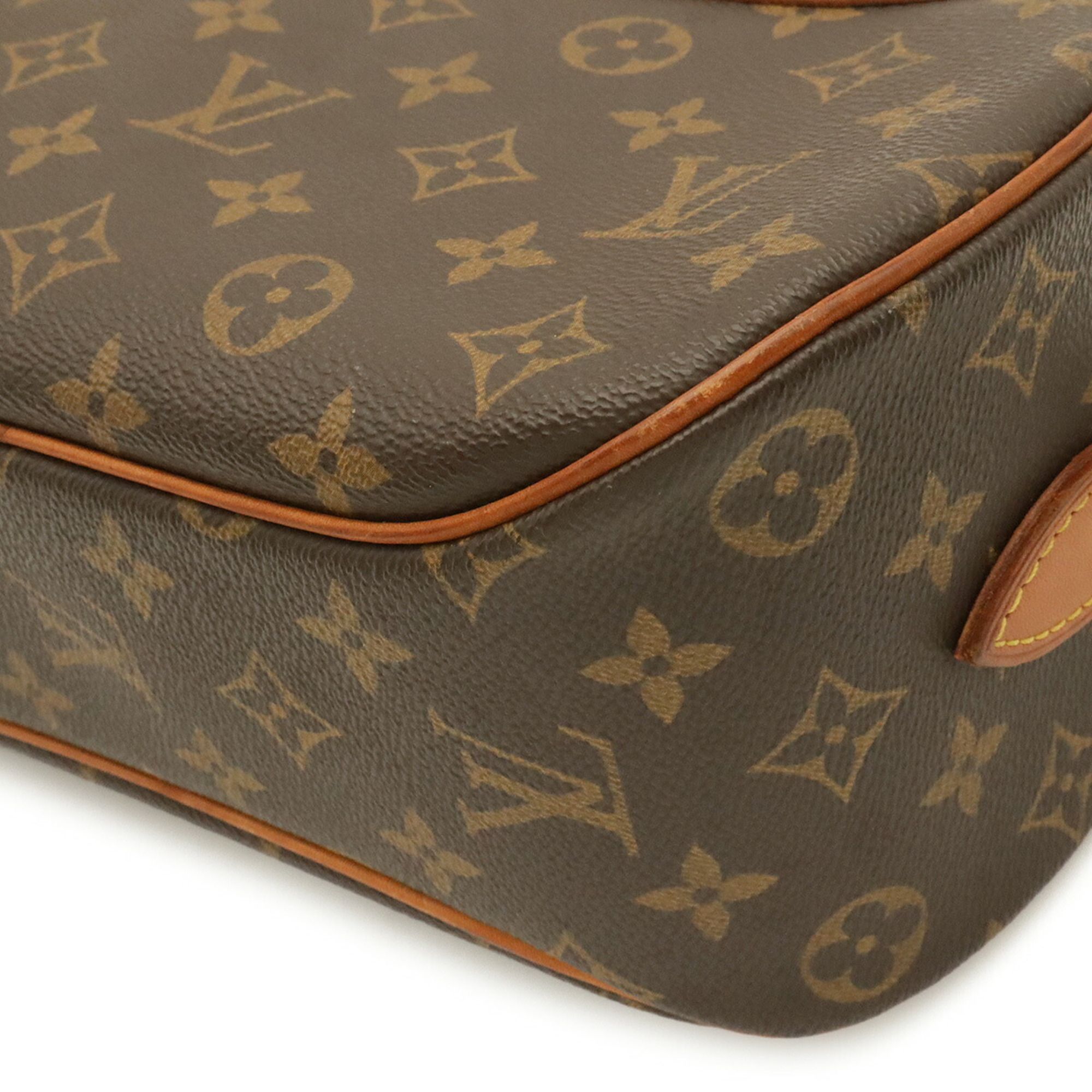 Monogram Canvas Pvc Coated Canvas Shoulder Bag (Pre-Owned) - Louis Vuitton - Modalova