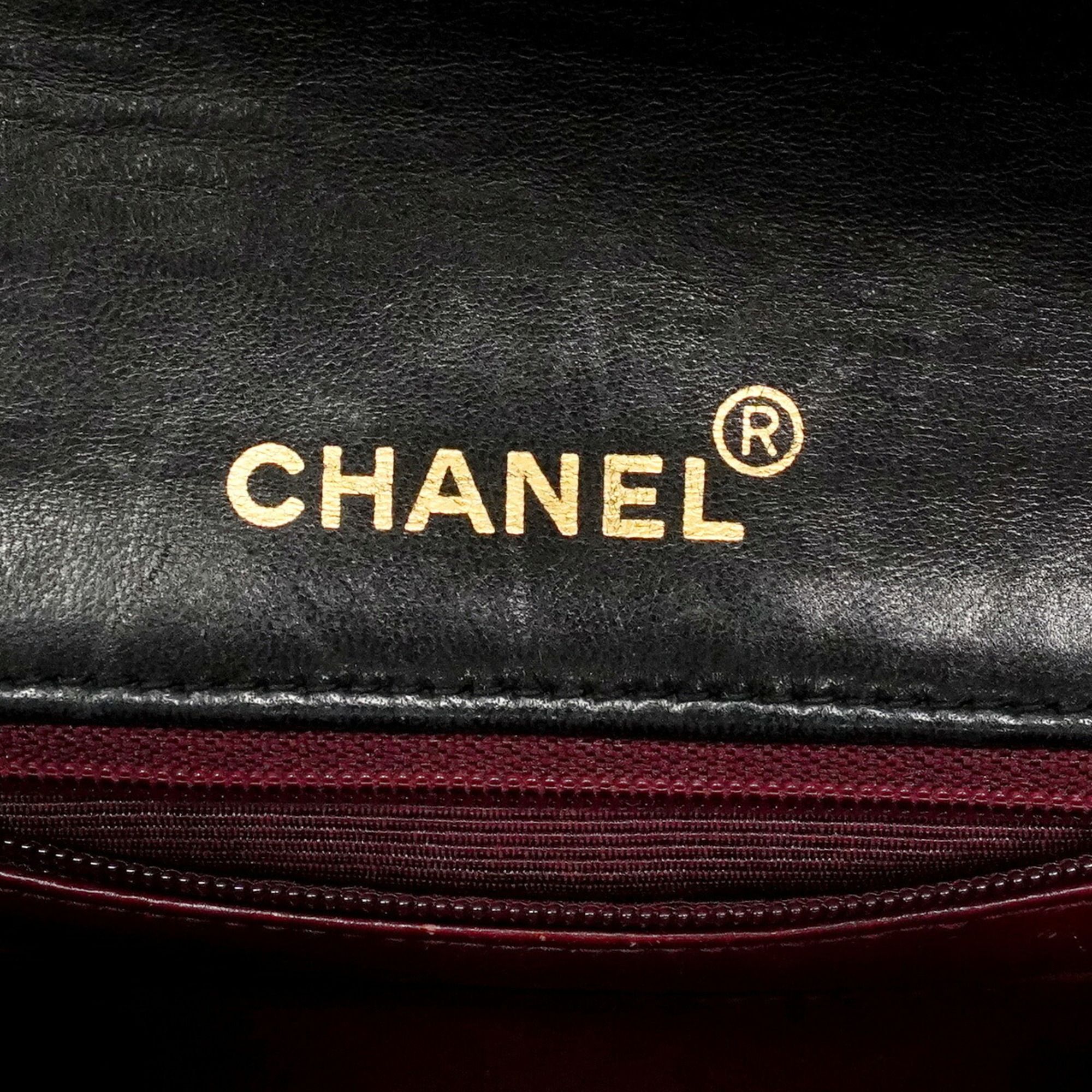 Leather Shoulder Bag (Pre-Owned) - Chanel - Modalova