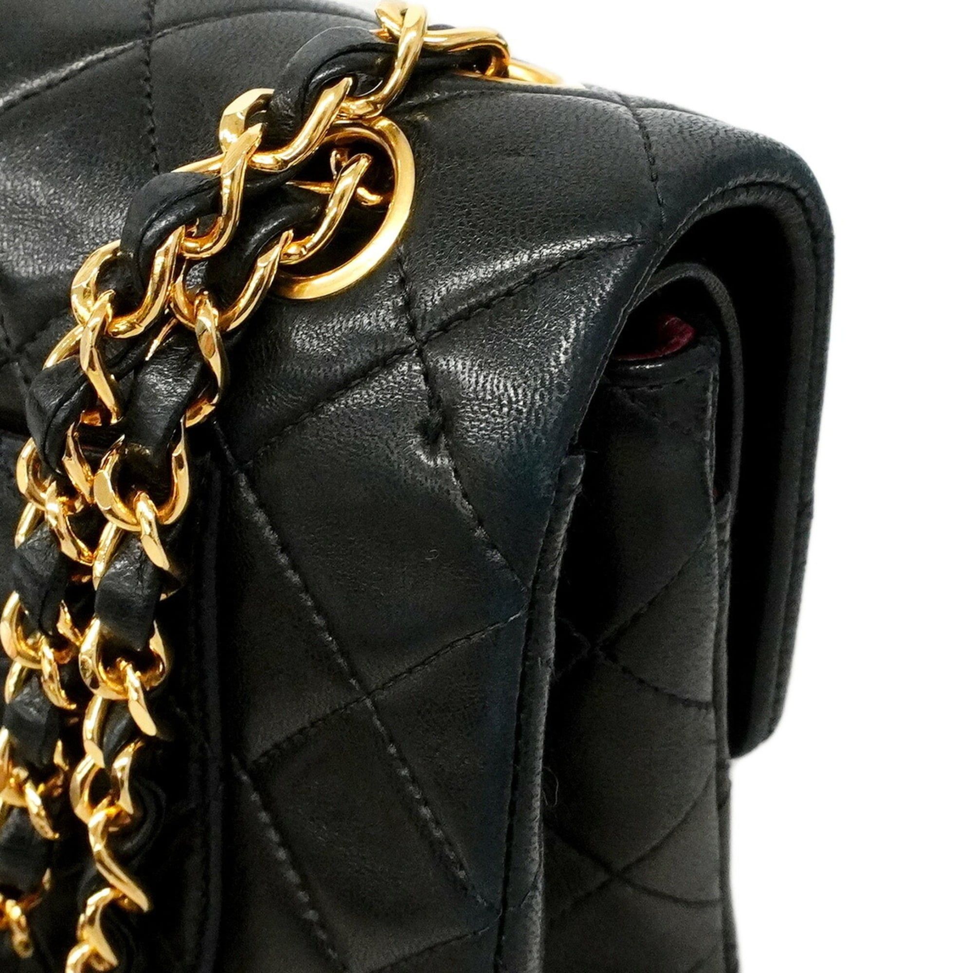 Leather Shoulder Bag (Pre-Owned) - Chanel - Modalova