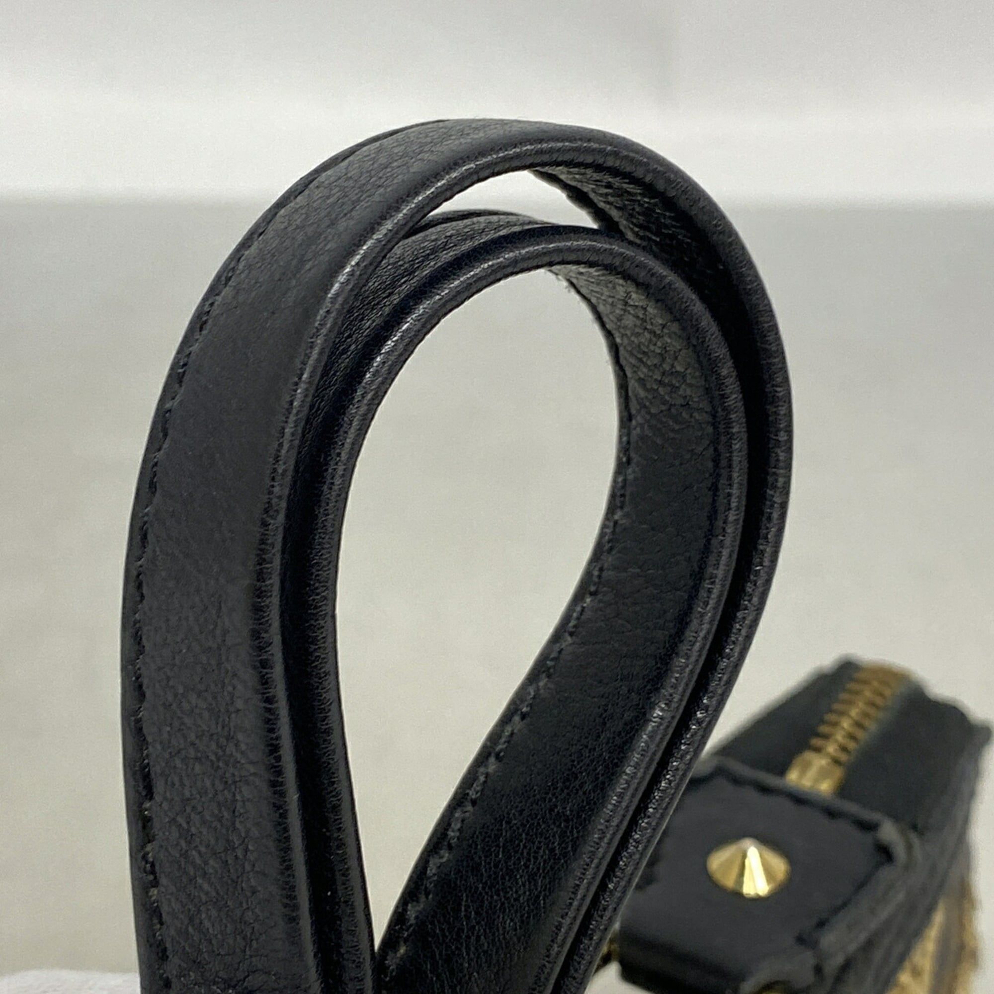 Louis Vuitton Or Pouch (Pre-Owned) - Louis Vuitton - Modalova