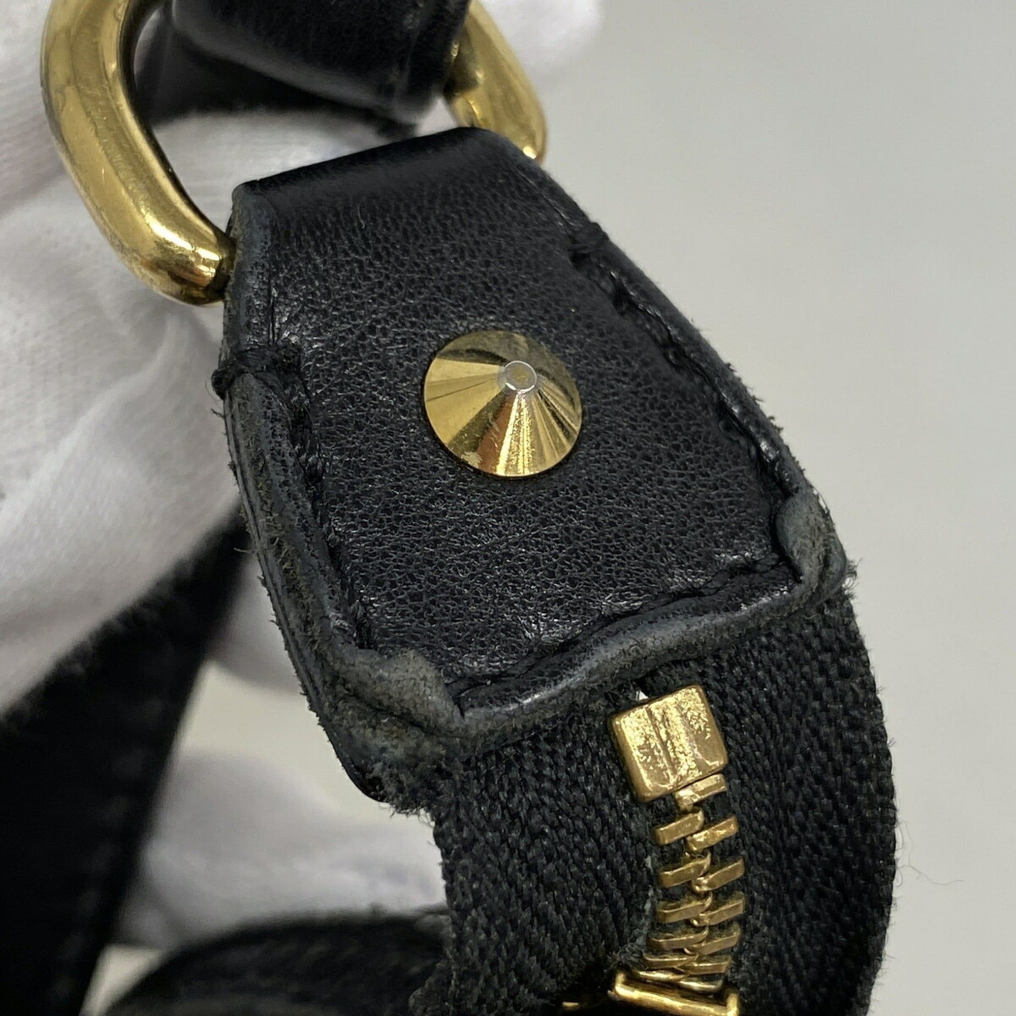 Louis Vuitton Or Pouch (Pre-Owned) - Louis Vuitton - Modalova