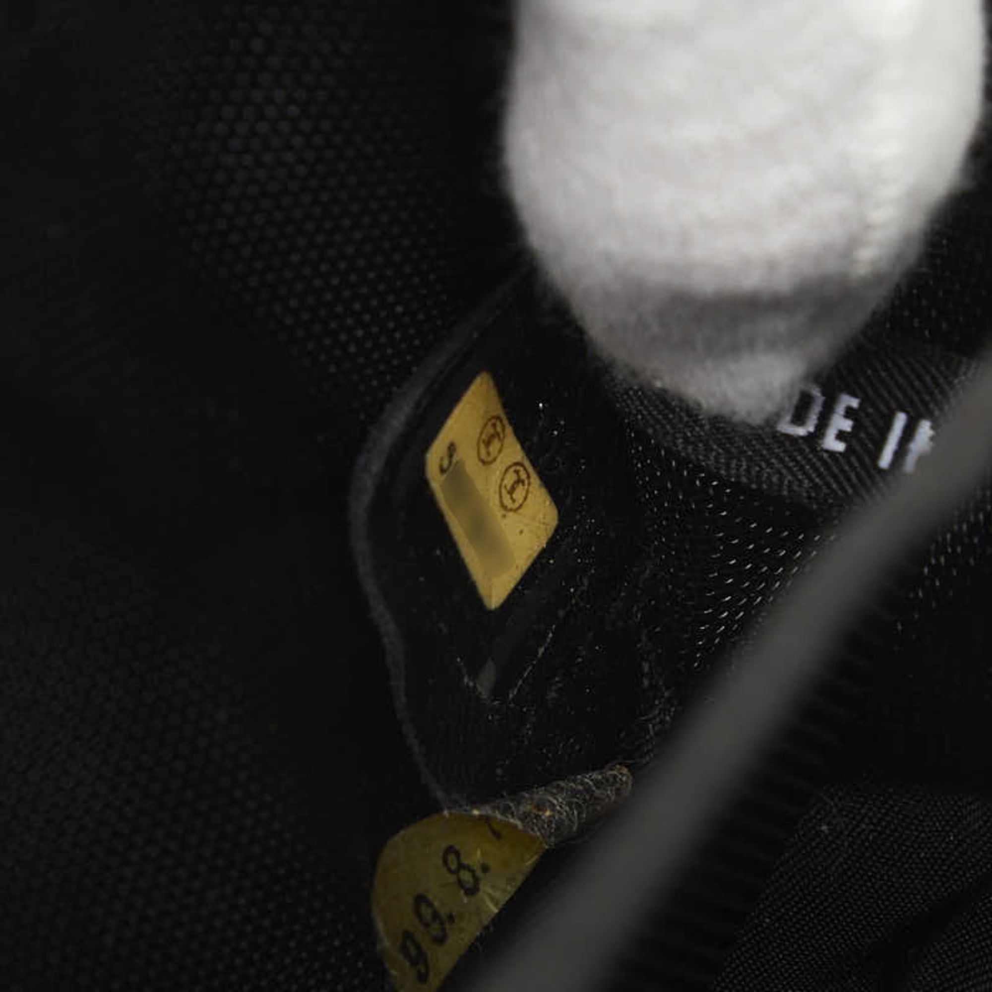 Felt Shoulder Bag (Pre-Owned) - Chanel - Modalova
