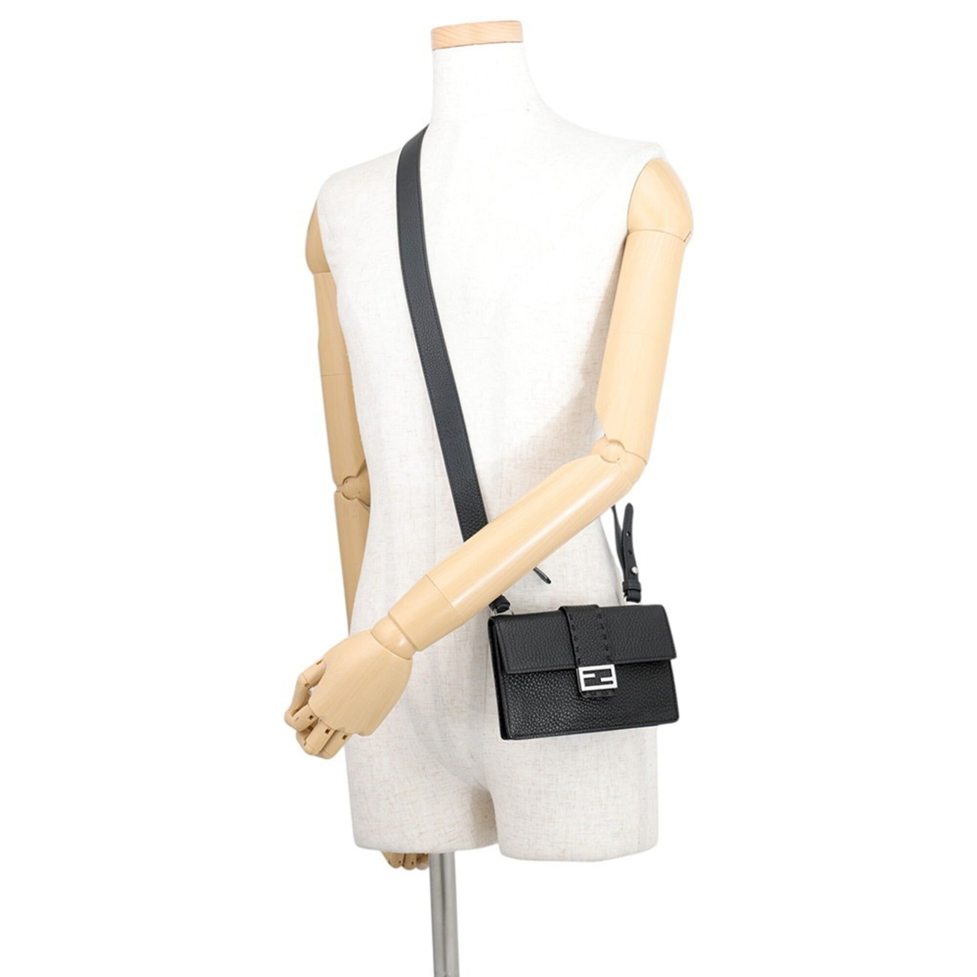 Leather Shoulder Bag (Pre-Owned) - Fendi - Modalova
