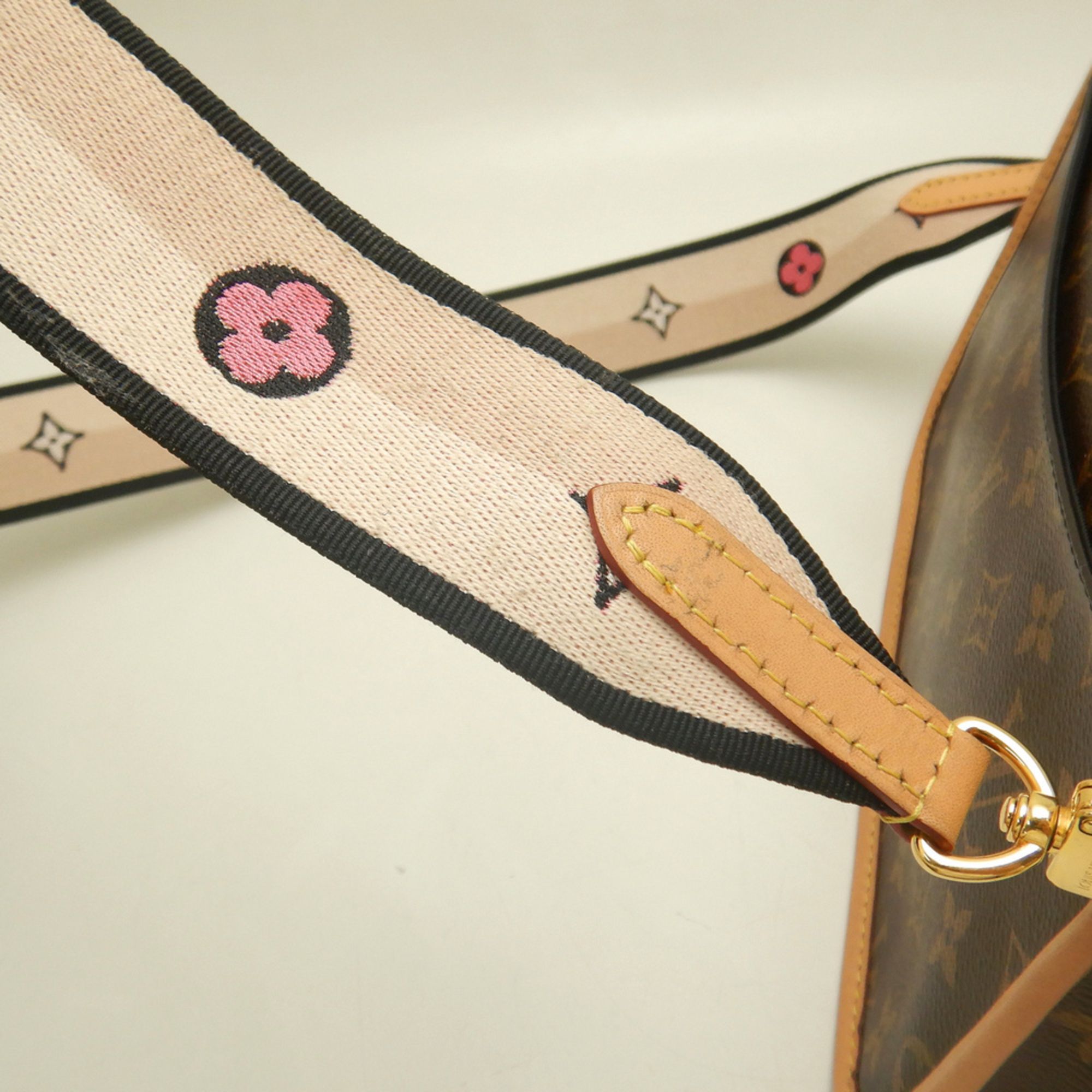 Monogram Canvas Shoulder Bag (Pre-Owned) - Louis Vuitton - Modalova