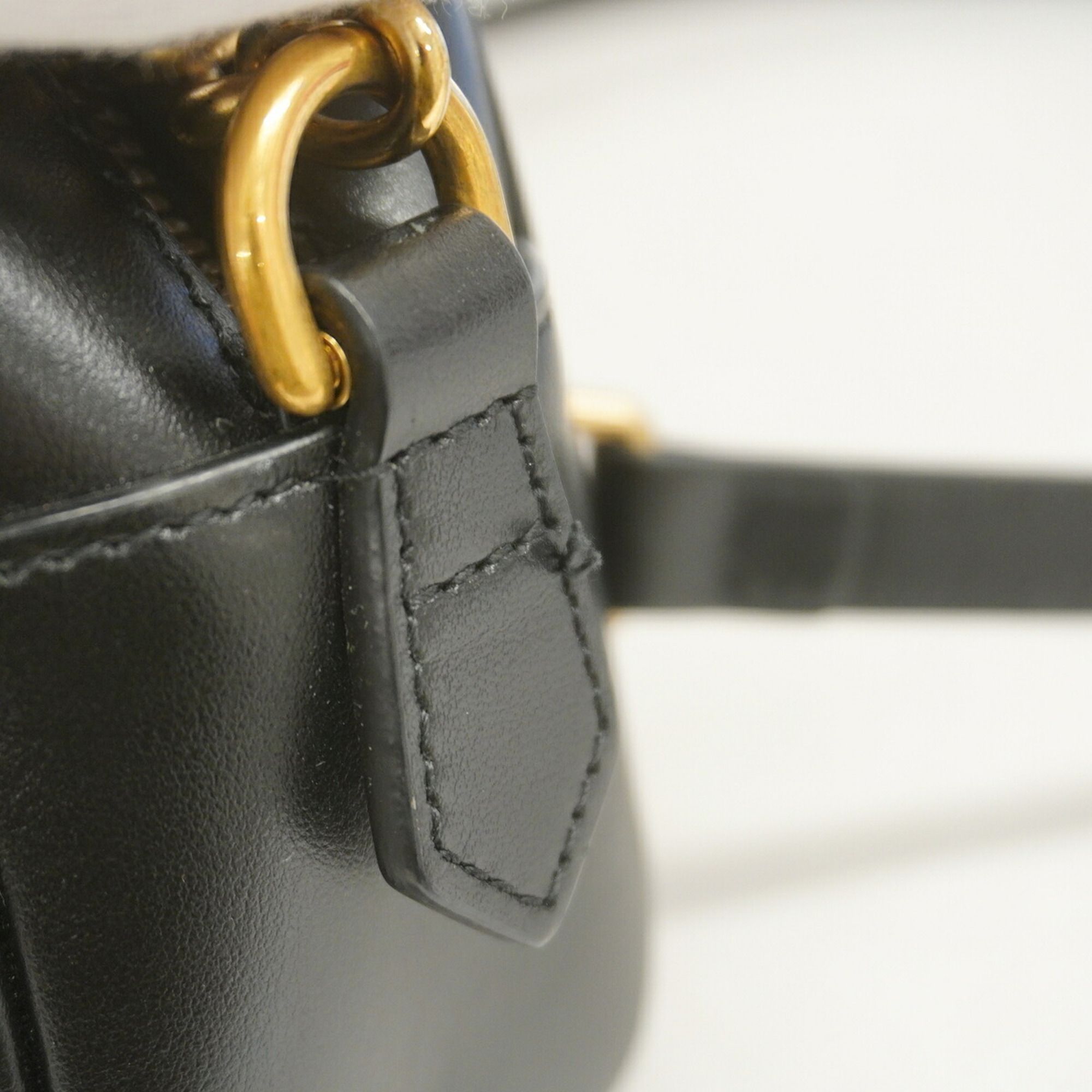 Leather Shoulder Bag (Pre-Owned) - Gucci - Modalova