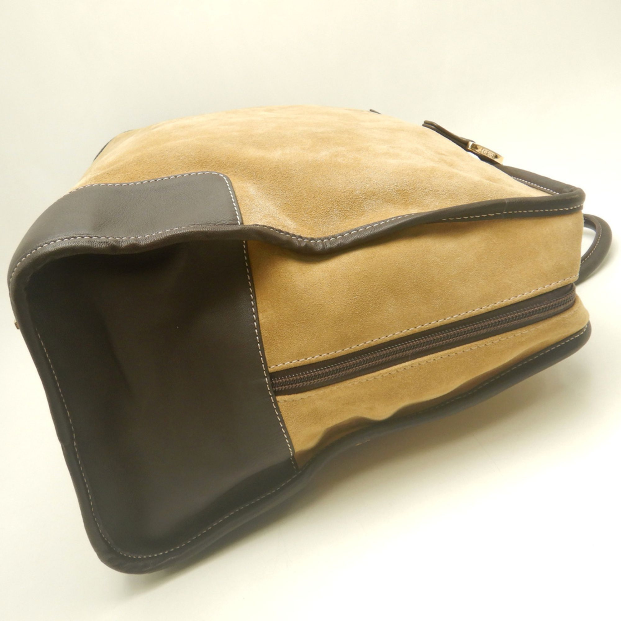 Suede Leather Handbag (Pre-Owned) - Loewe - Modalova