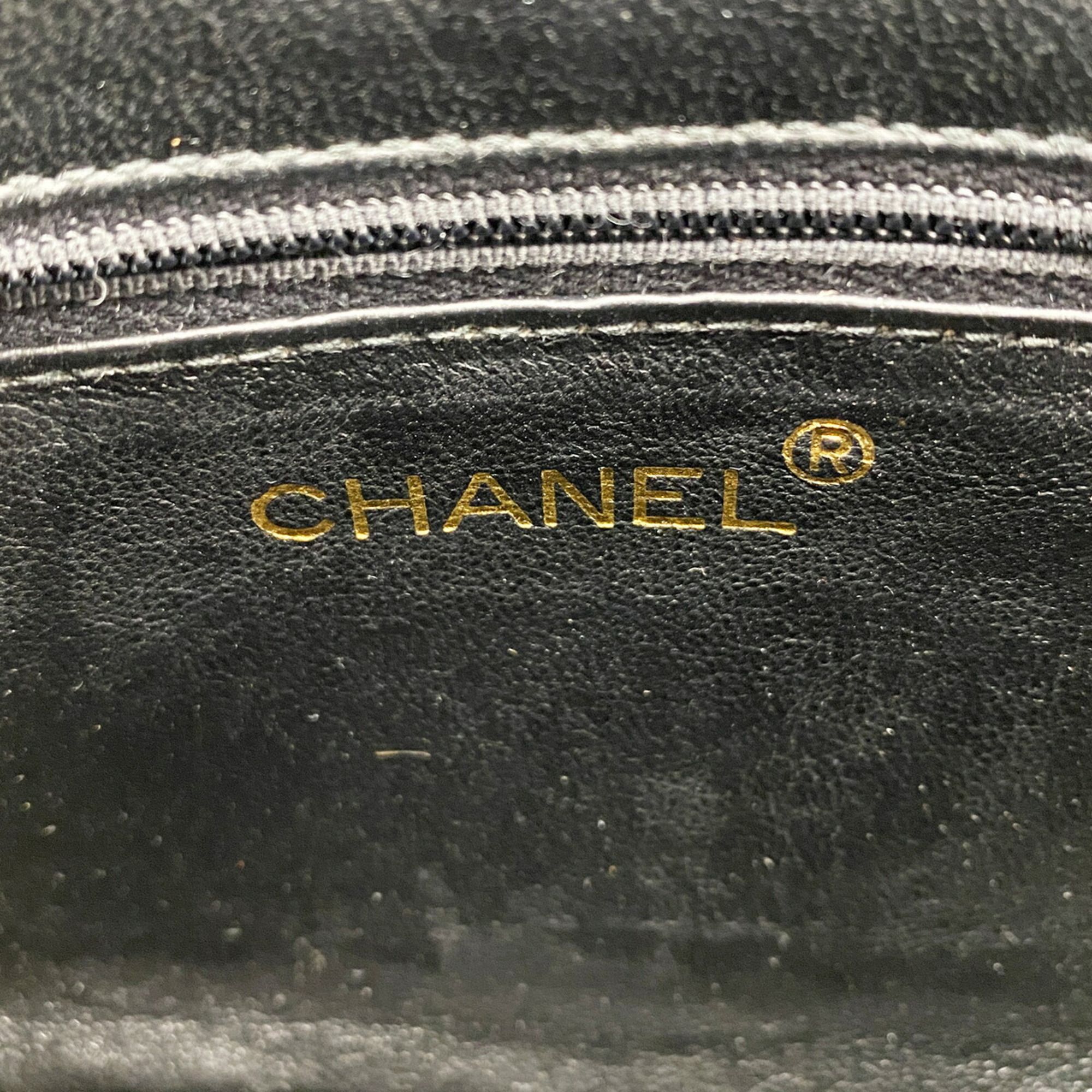 Leather Shoulder Bag (Pre-Owned) - Chanel - Modalova