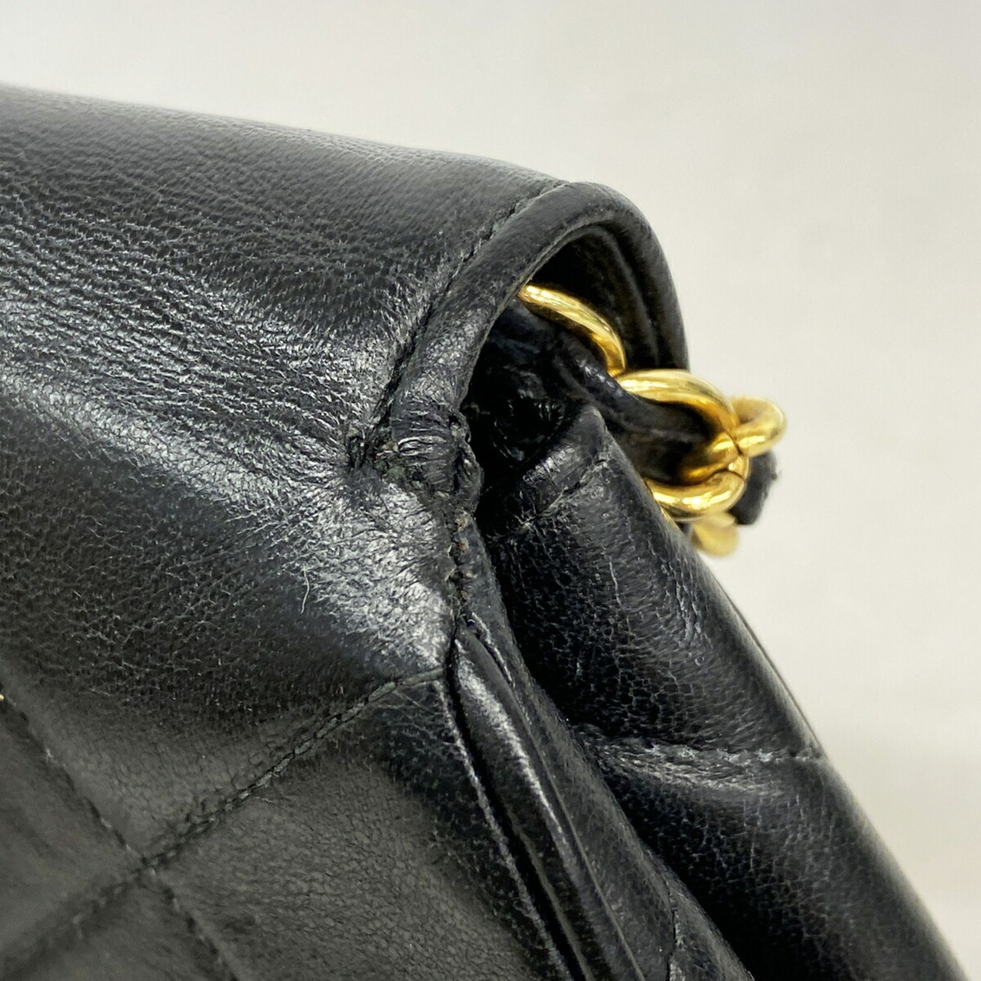 Leather Shoulder Bag (Pre-Owned) - Chanel - Modalova