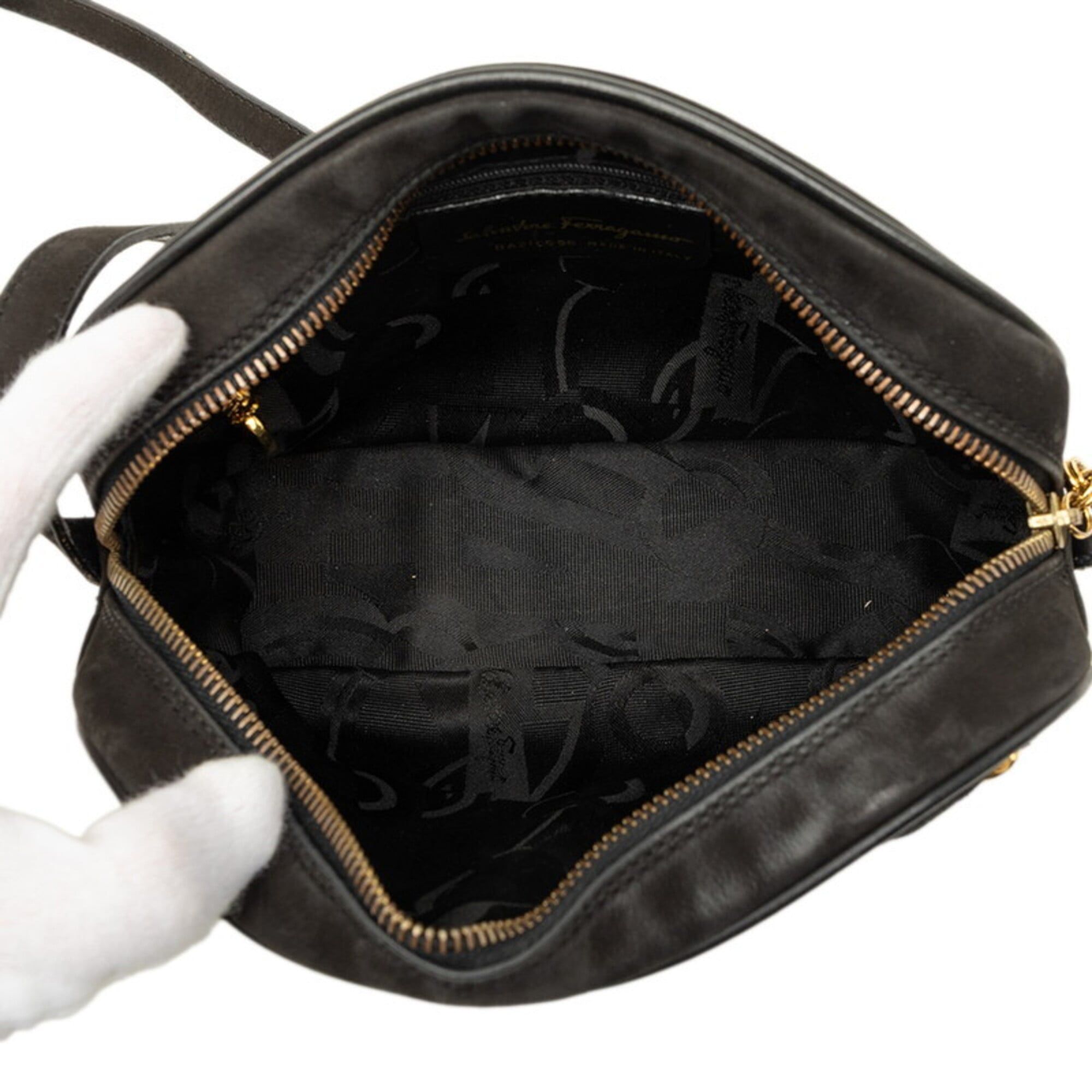 Suede Leather Shoulder Bag (Pre-Owned) - Salvatore Ferragamo - Modalova