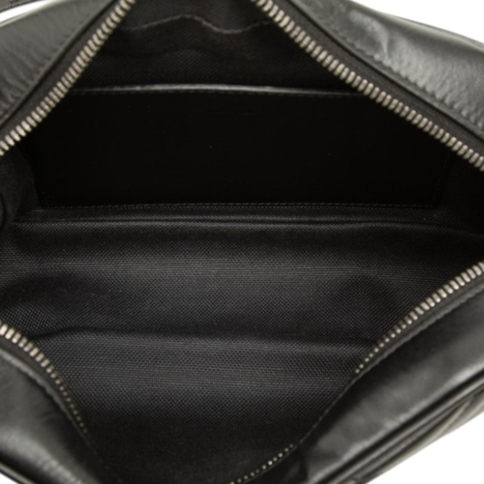 Leather Shoulder Bag (Pre-Owned) - Gucci - Modalova