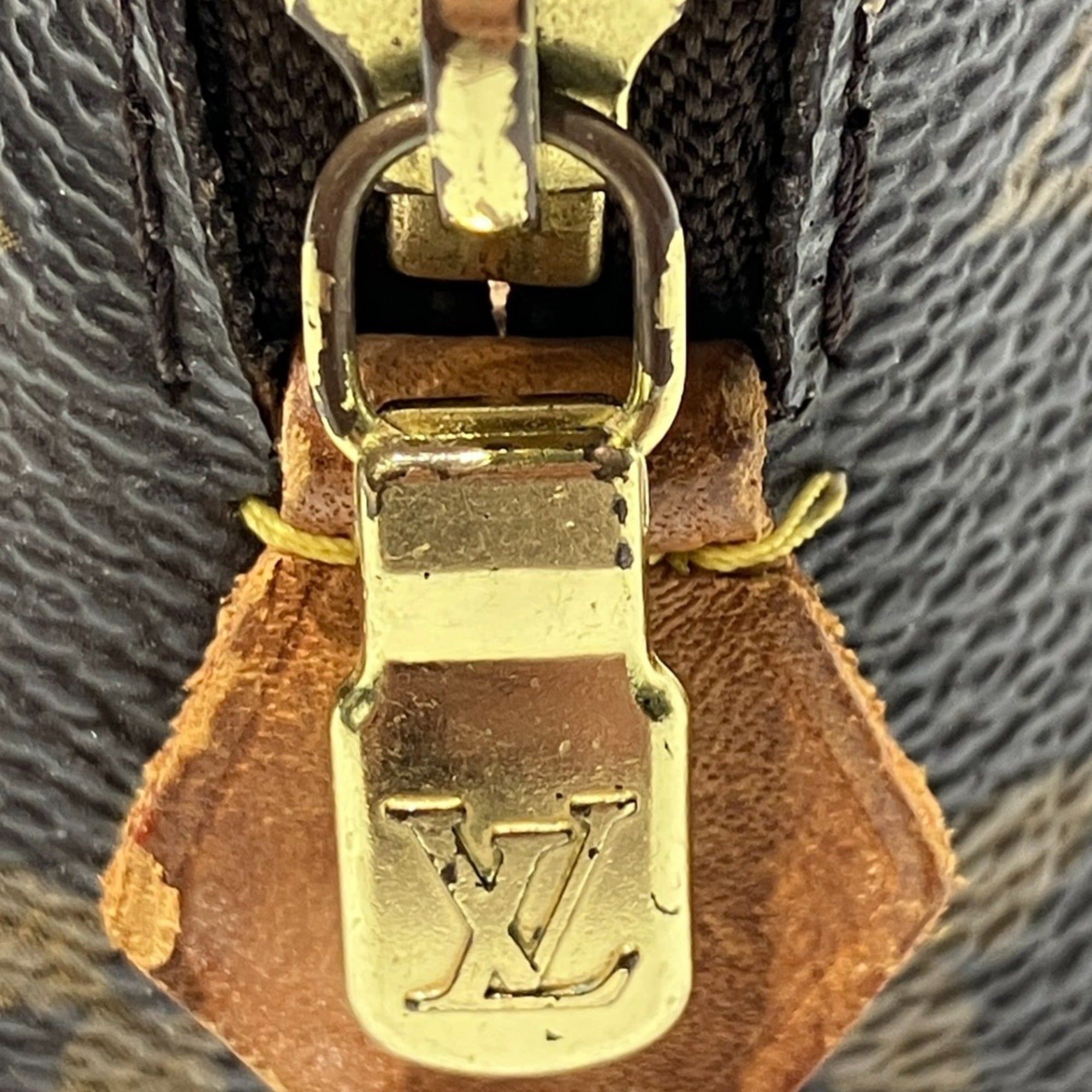 Monogram Canvas Pouch (Pre-Owned) - Louis Vuitton - Modalova