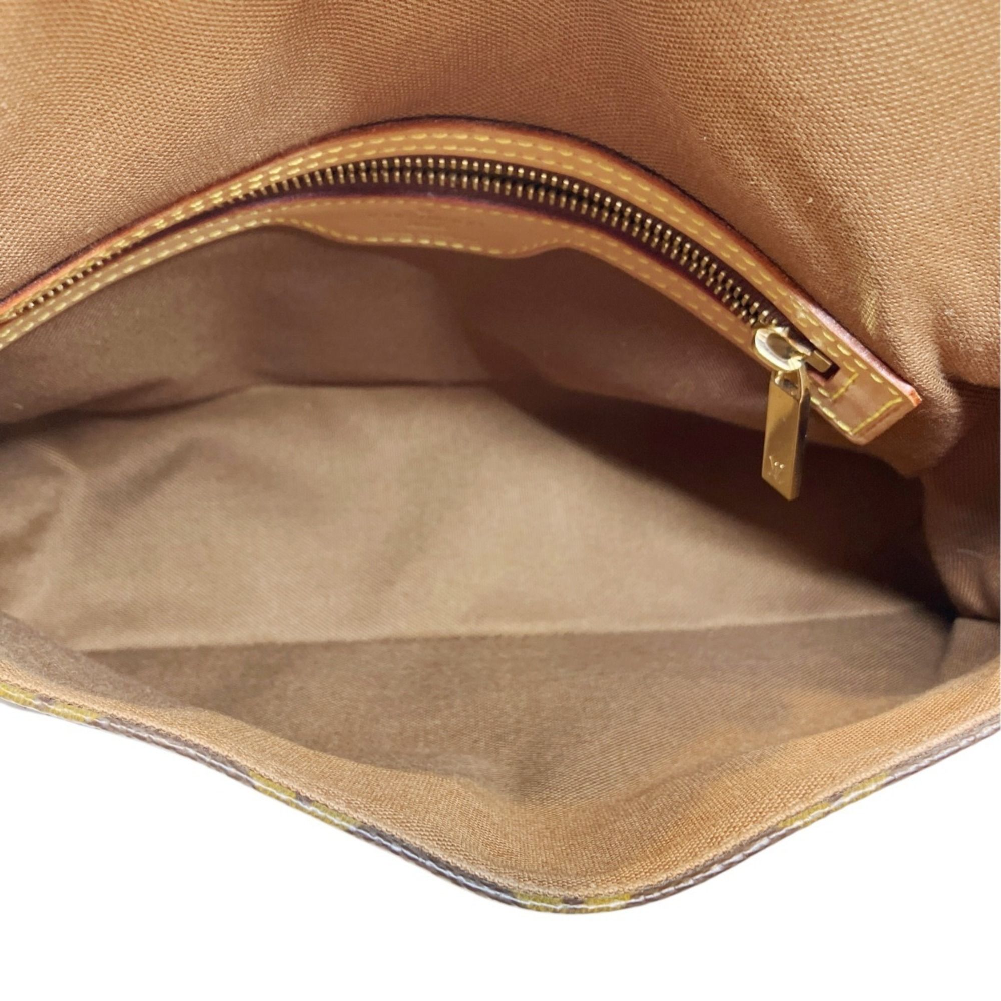 Monogram Canvas Shoulder Bag (Pre-Owned) - Louis Vuitton - Modalova