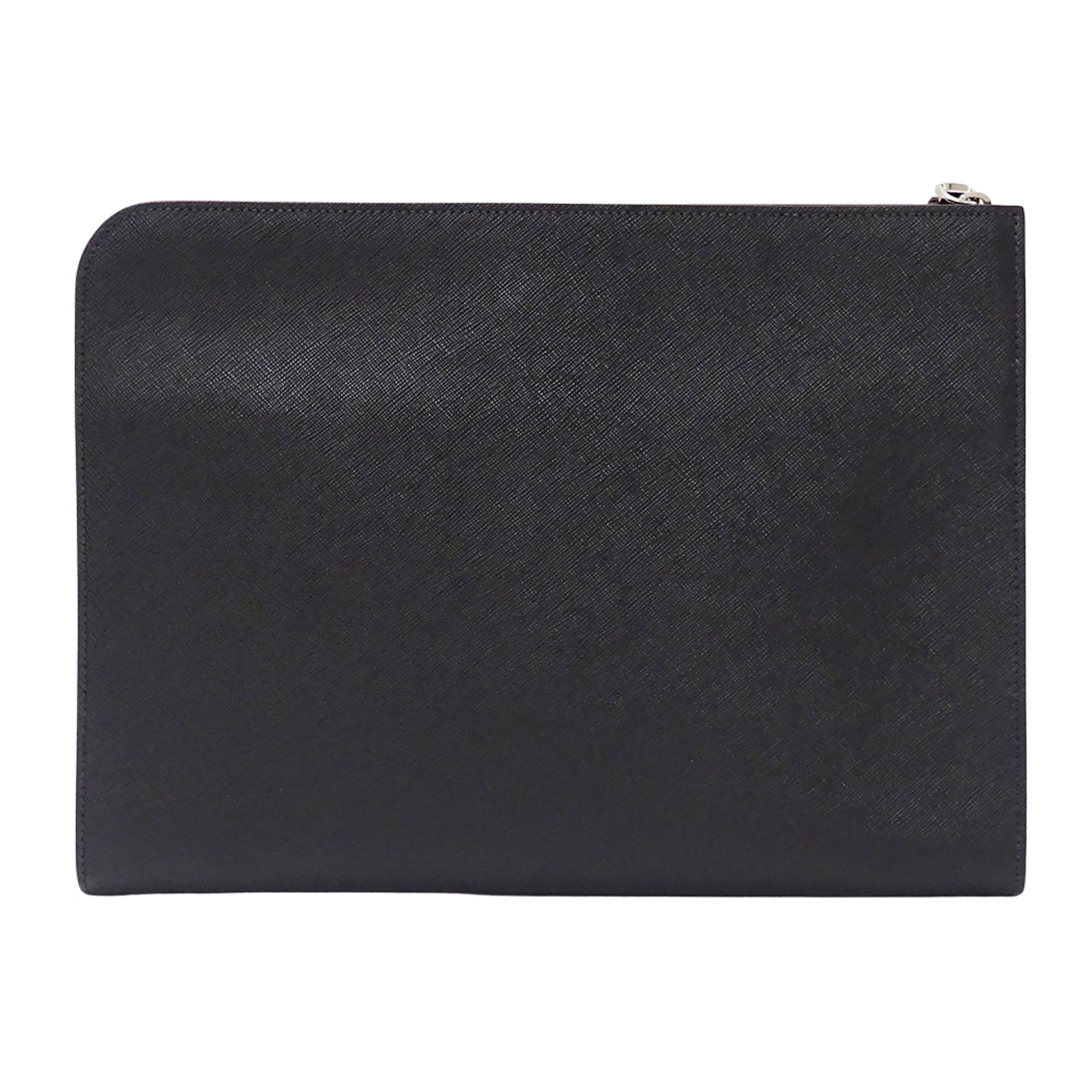 Saffiano Triangle Clutch Bag (Pre-Owned) - Prada - Modalova