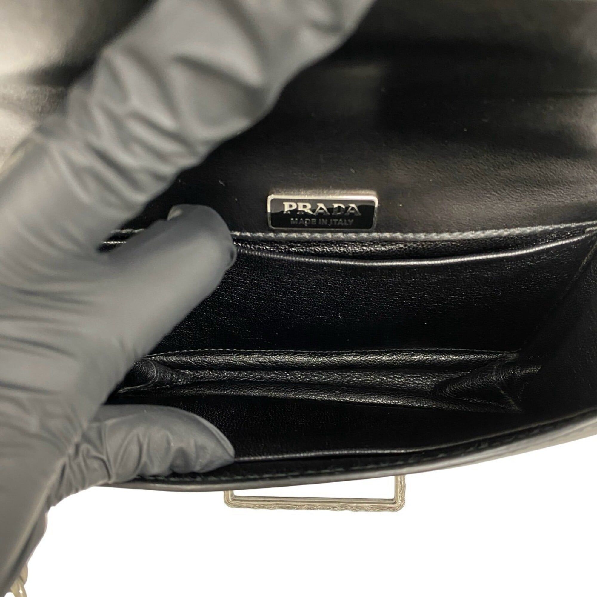 Leather Pochette Shoulder Bag (Pre-Owned) - Prada - Modalova