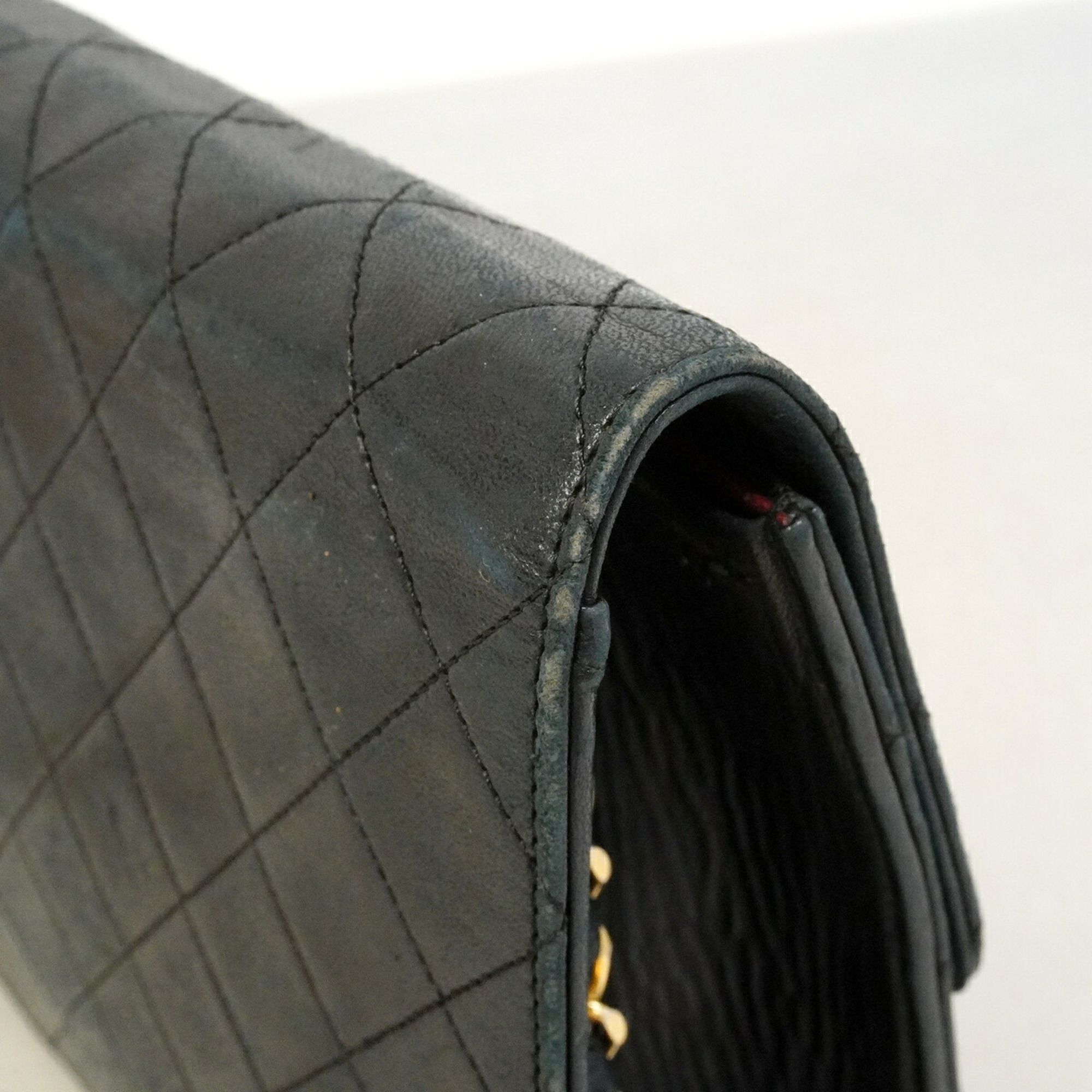 Leather Shoulder Bag (Pre-Owned) - Chanel - Modalova