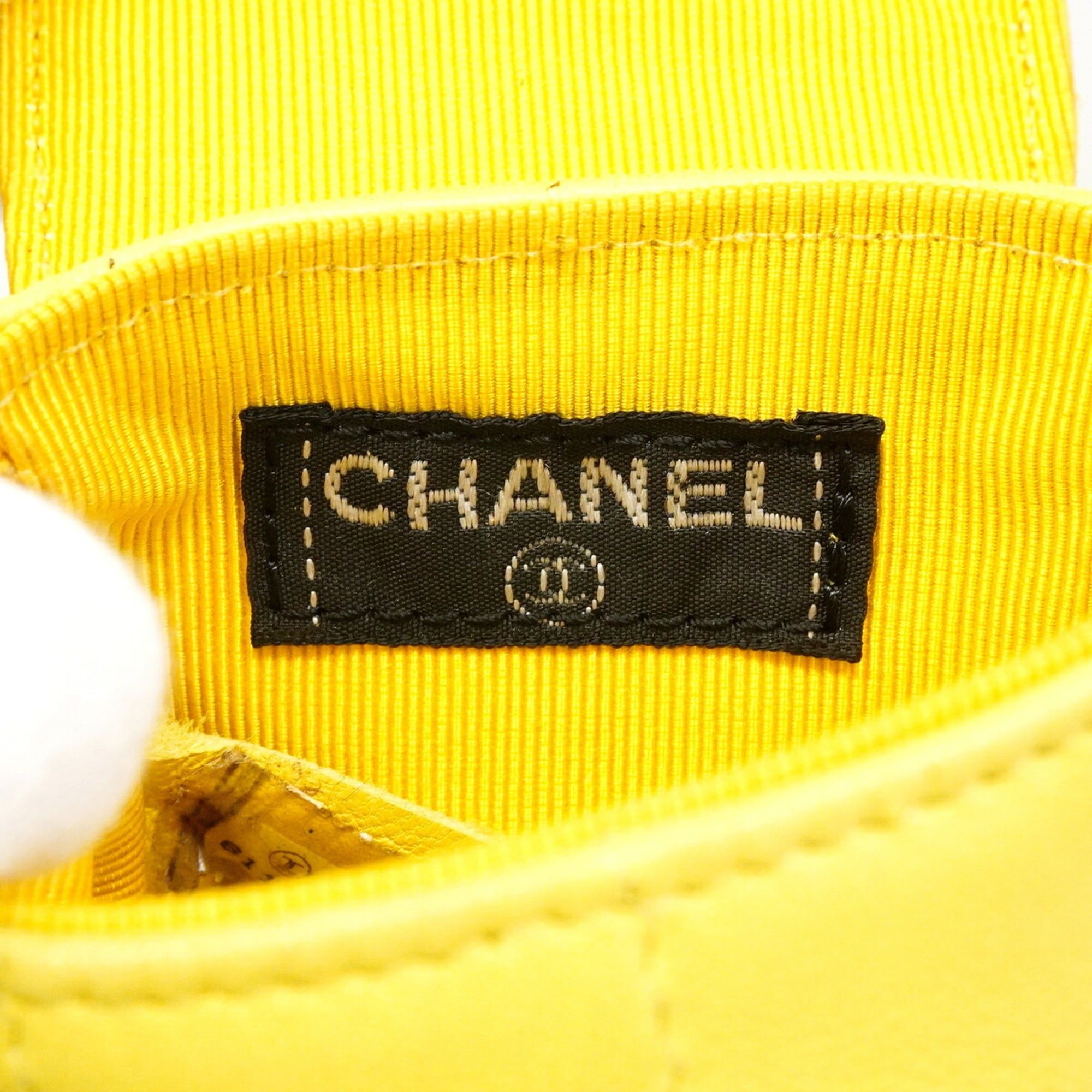 Leather Shoulder Bag (Pre-Owned) - Chanel - Modalova