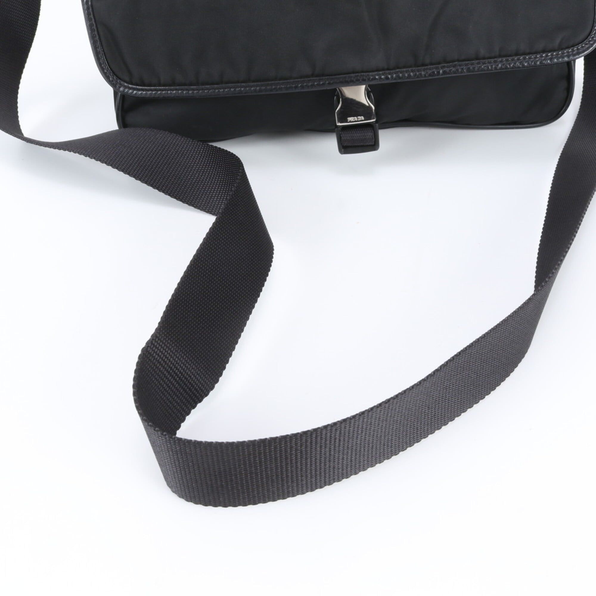 Leather Nylon Shoulder Bag (Pre-Owned) - Prada - Modalova