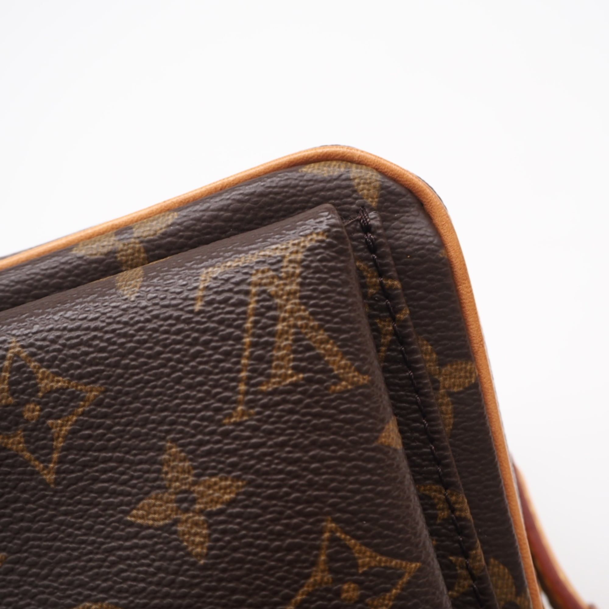 Coated Canvas Leather Handbag (Pre-Owned) - Louis Vuitton - Modalova