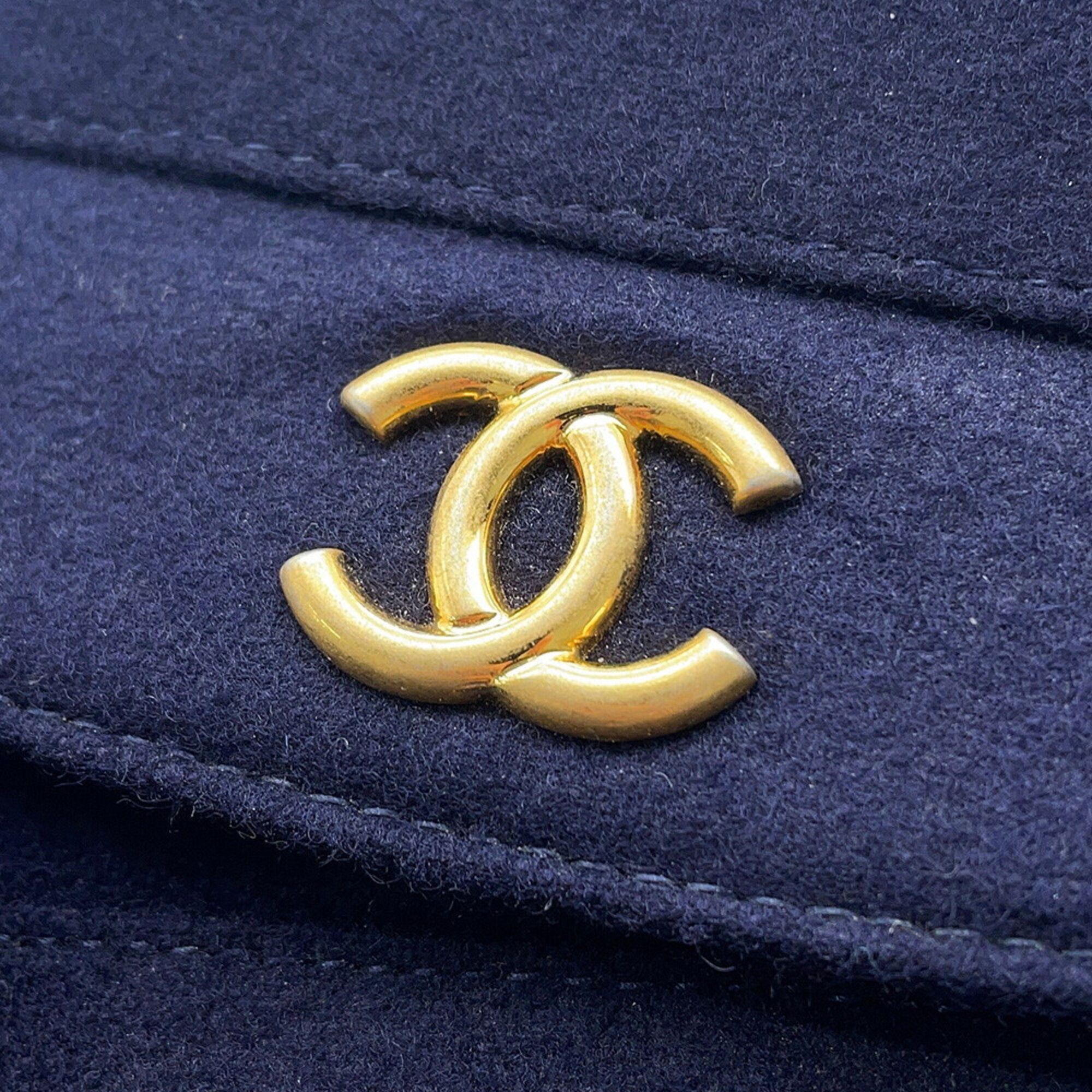 Matelasse Wool Shoulder Bag (Pre-Owned) - Chanel - Modalova