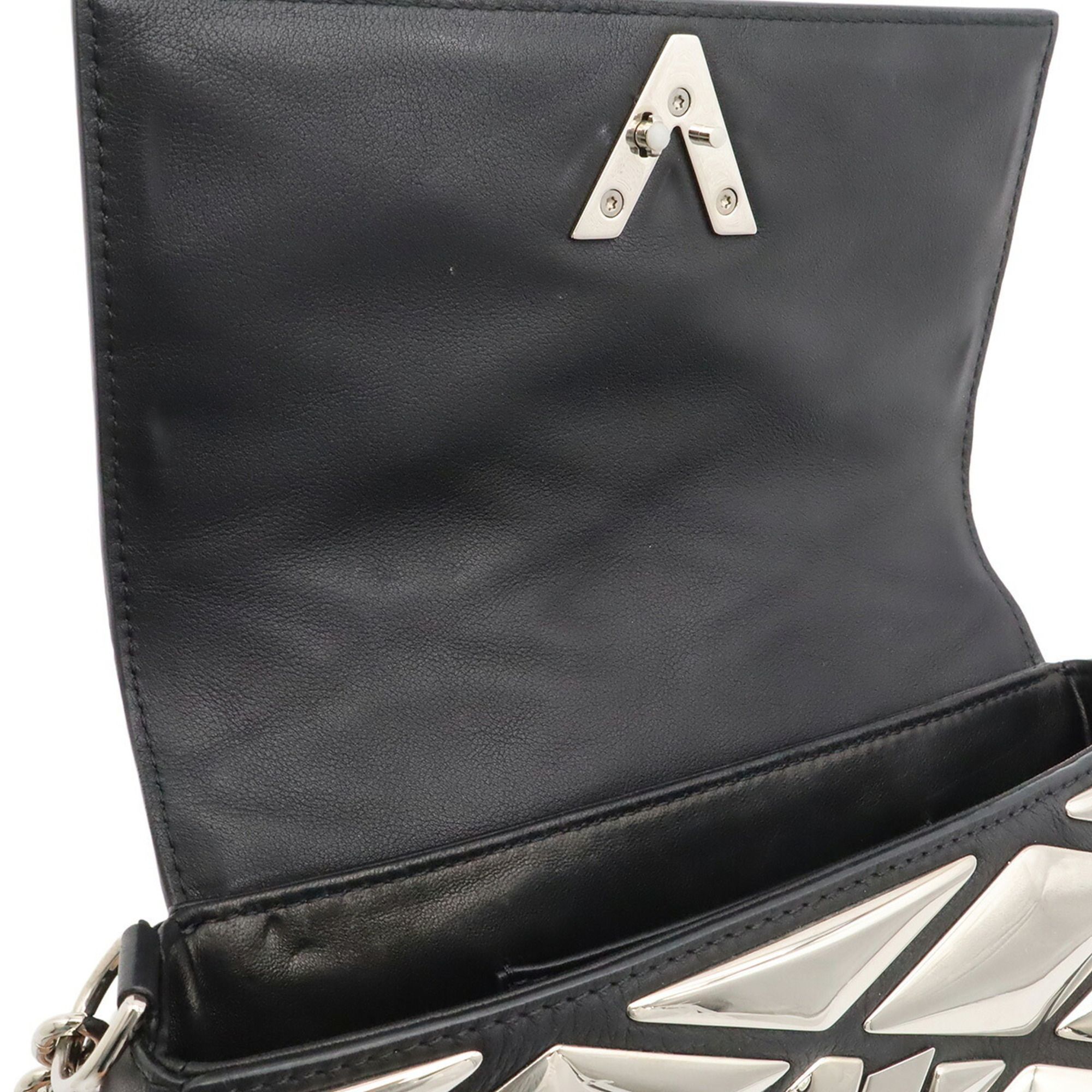 Metal Leather Shoulder Bag (Pre-Owned) - Louis Vuitton - Modalova
