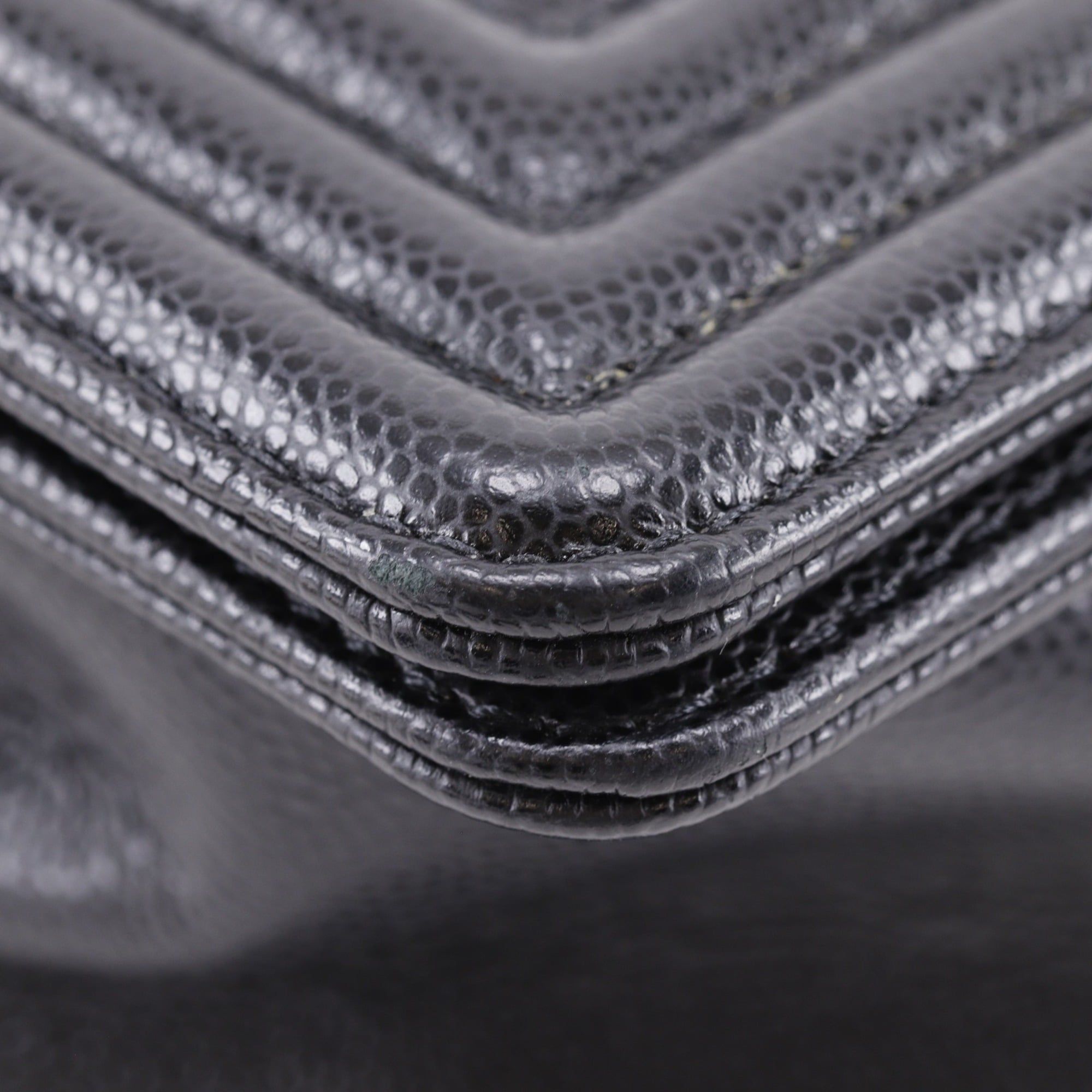 Grained Calfskin Shoulder Bag (Pre-Owned) - Chanel - Modalova