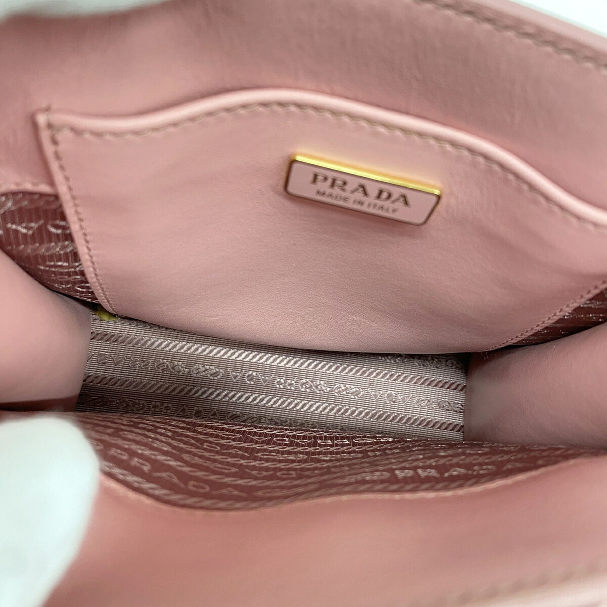 Leather Handbag (Pre-Owned) - Prada - Modalova