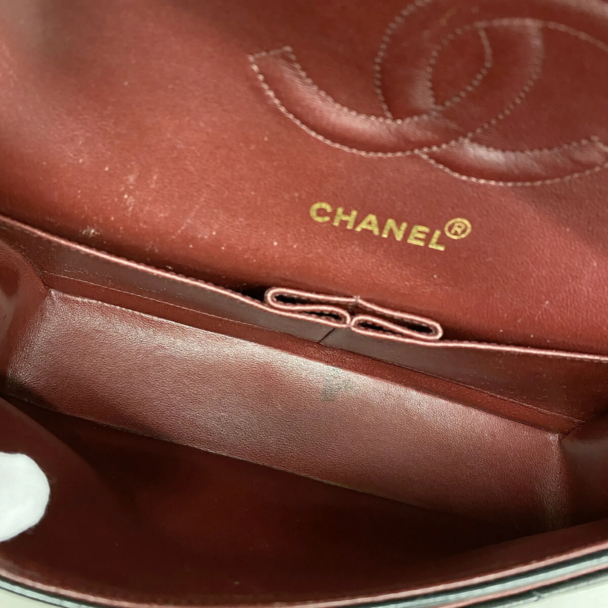 Leather Shoulder Bag (Pre-Owned) - Chanel - Modalova