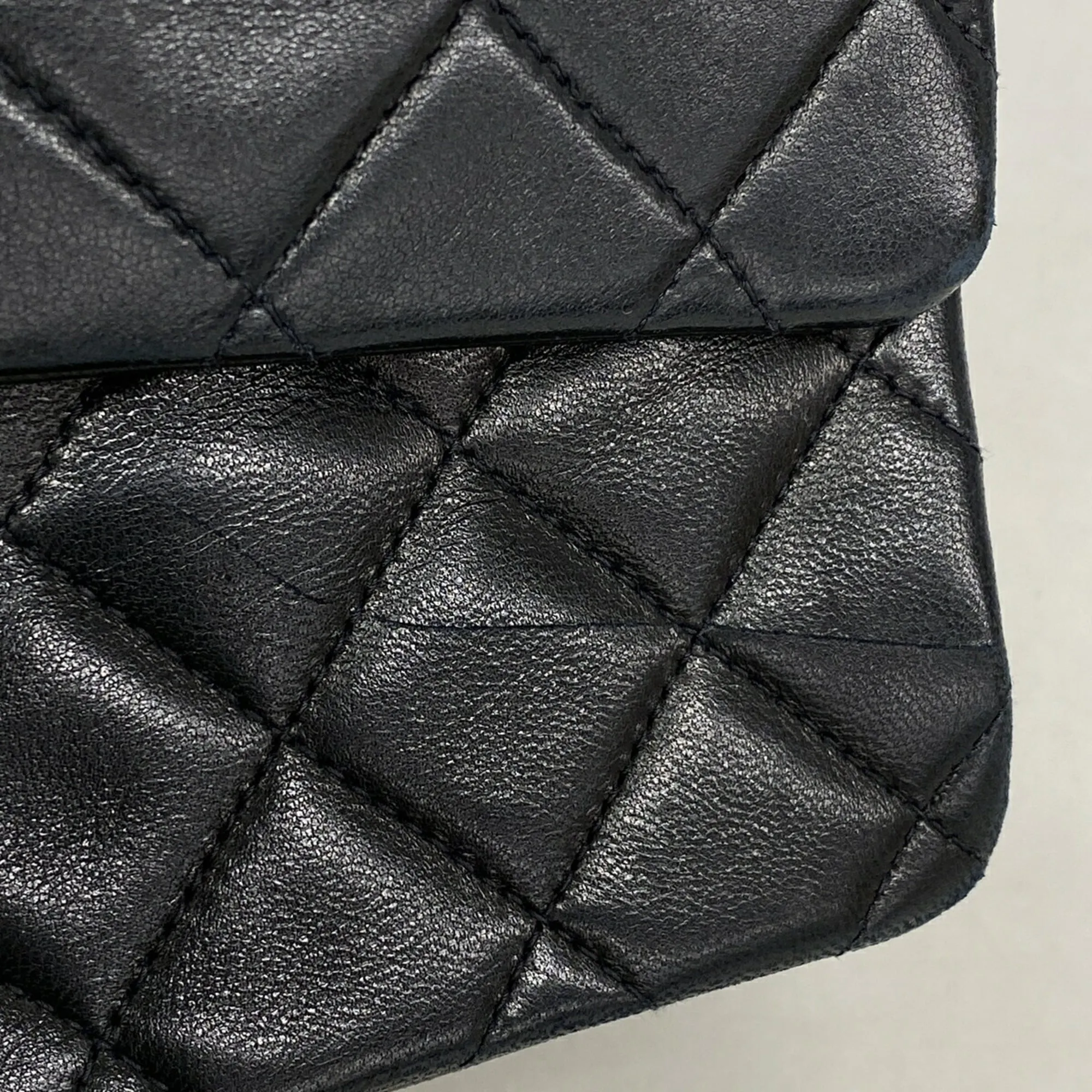 Leather Shoulder Bag (Pre-Owned) - Chanel - Modalova